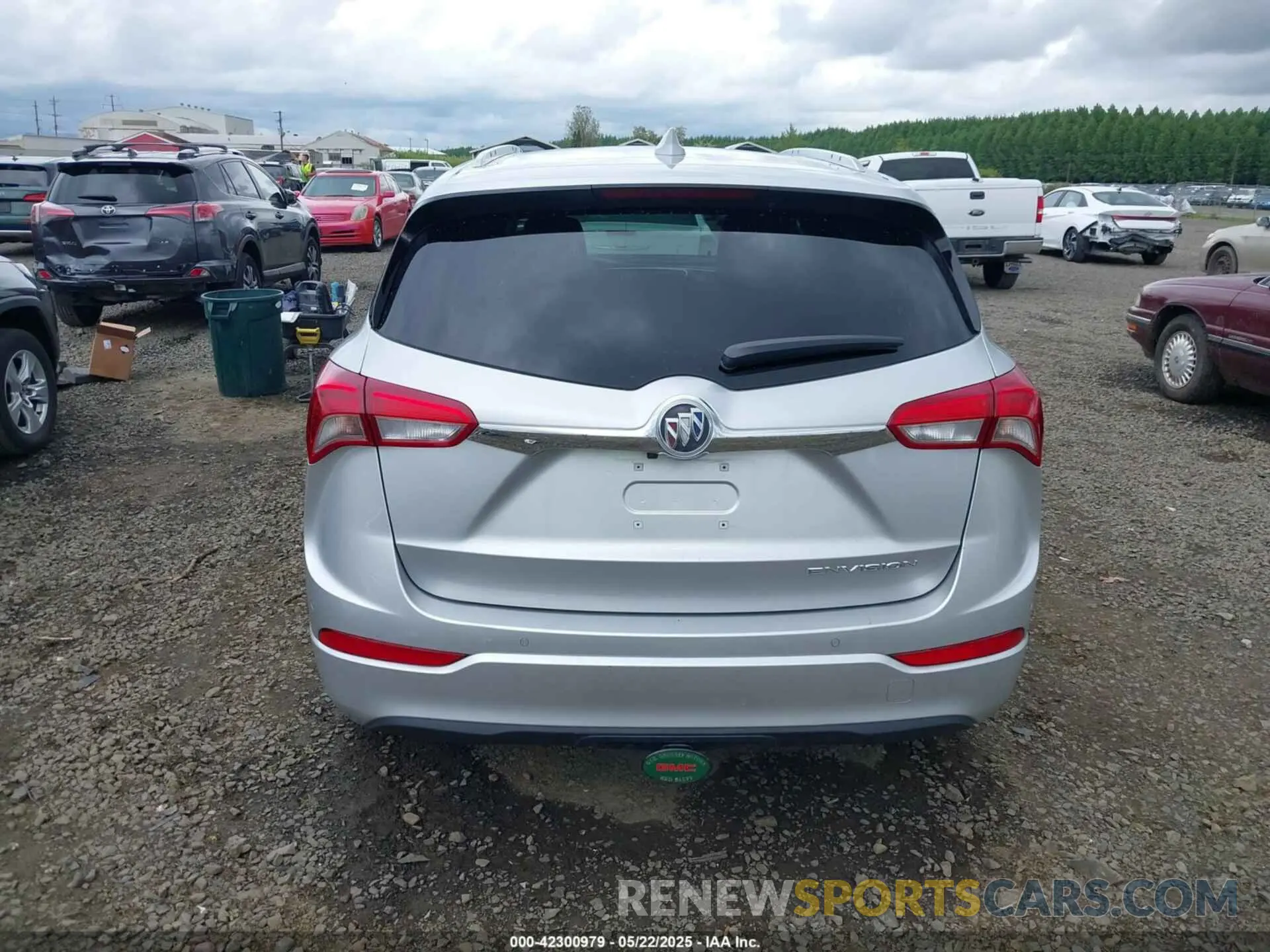 17 Photograph of a damaged car LRBFXCSA9KD038561 BUICK ENVISION 2019
