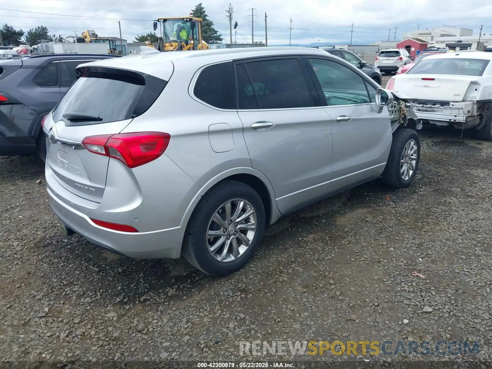 4 Photograph of a damaged car LRBFXCSA9KD038561 BUICK ENVISION 2019