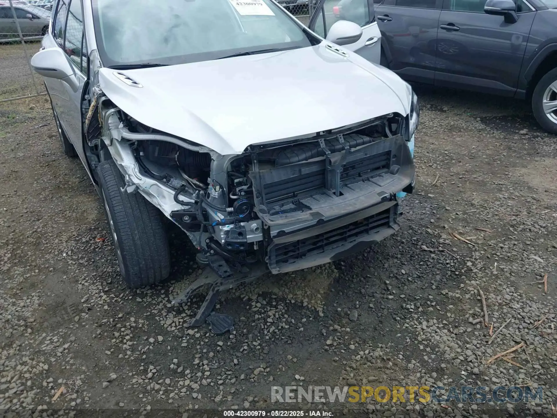 6 Photograph of a damaged car LRBFXCSA9KD038561 BUICK ENVISION 2019