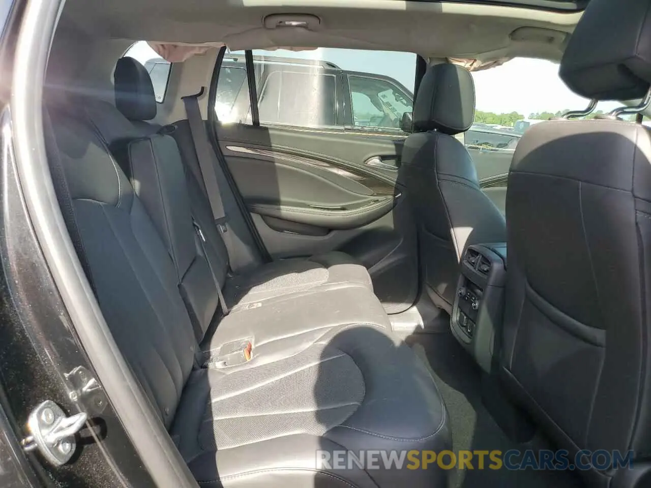 11 Фотография поврежденного автомобиля LRBFXCSAXKD041601 BUICK ENVISION 2019