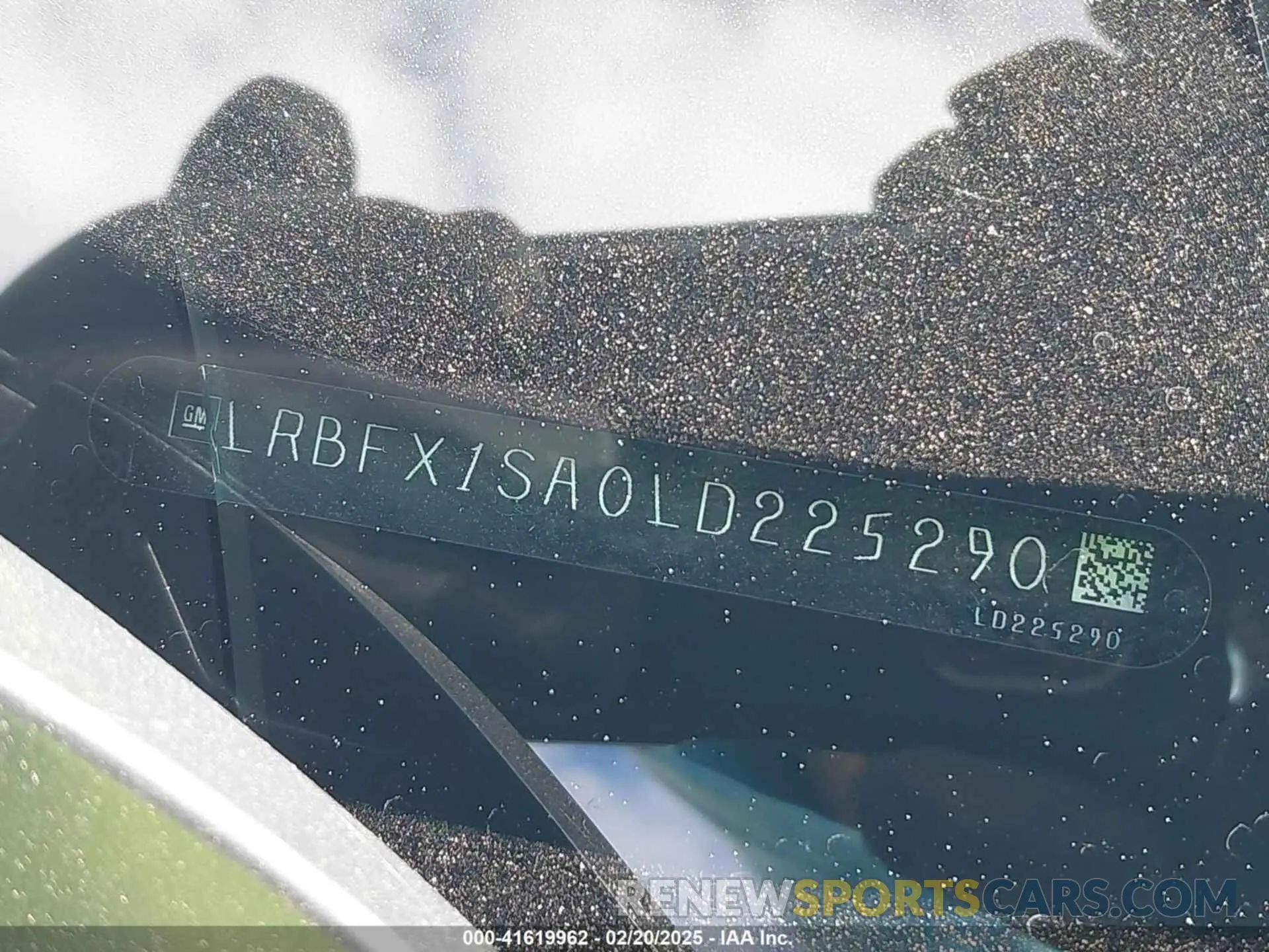 9 Фотография поврежденного автомобиля LRBFX1SA0LD225290 BUICK ENVISION 2020