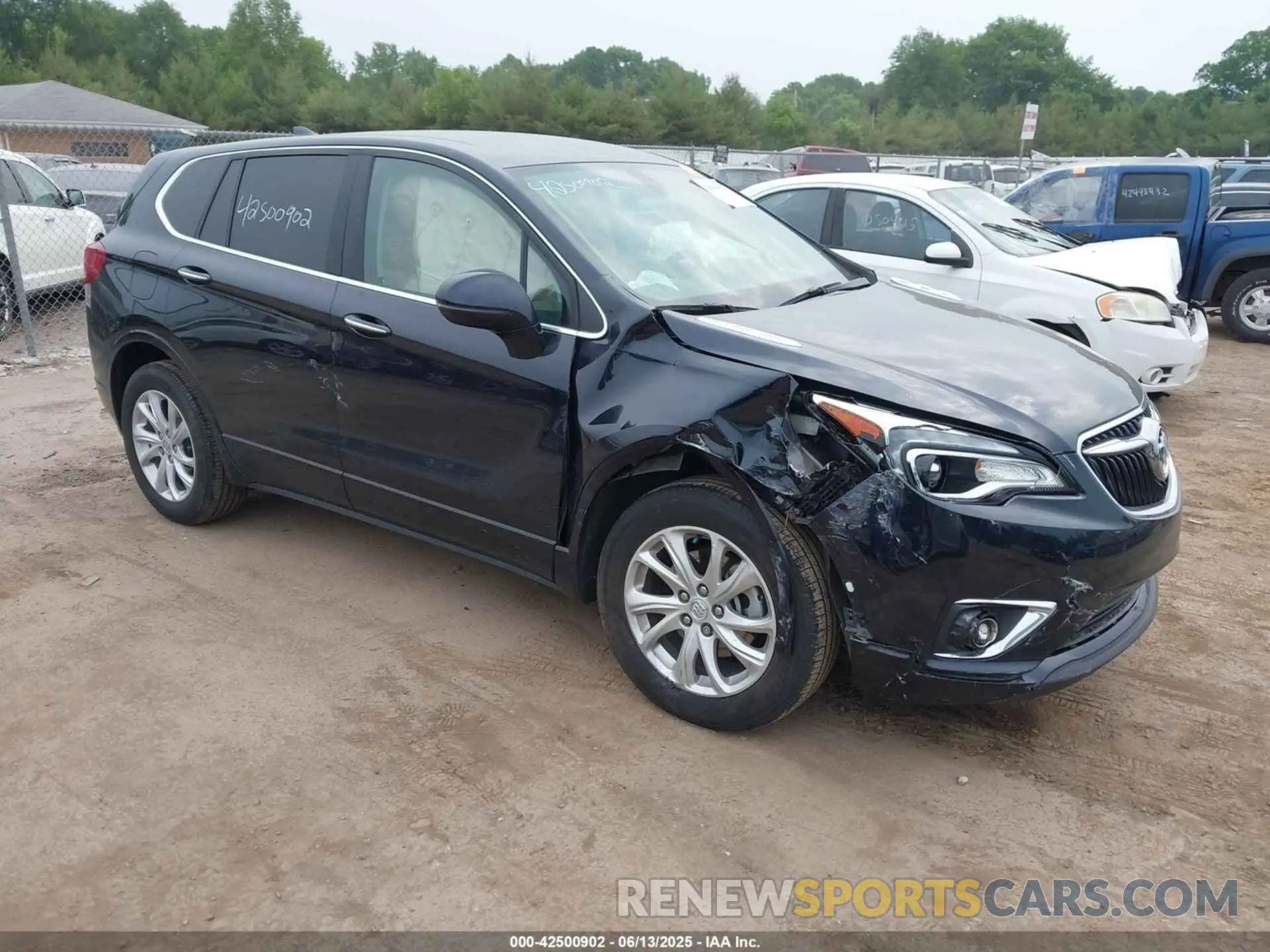 1 Фотография поврежденного автомобиля LRBFX1SA4LD018983 BUICK ENVISION 2020