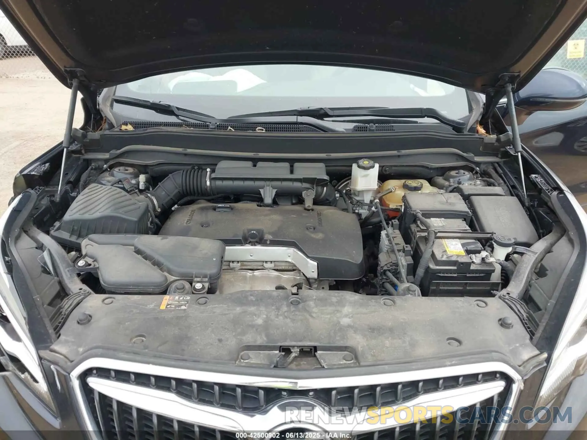 10 Фотография поврежденного автомобиля LRBFX1SA4LD018983 BUICK ENVISION 2020