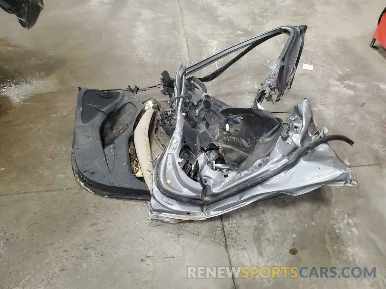13 Photograph of a damaged car LRBFX1SA4LD143045 BUICK ENVISION 2020