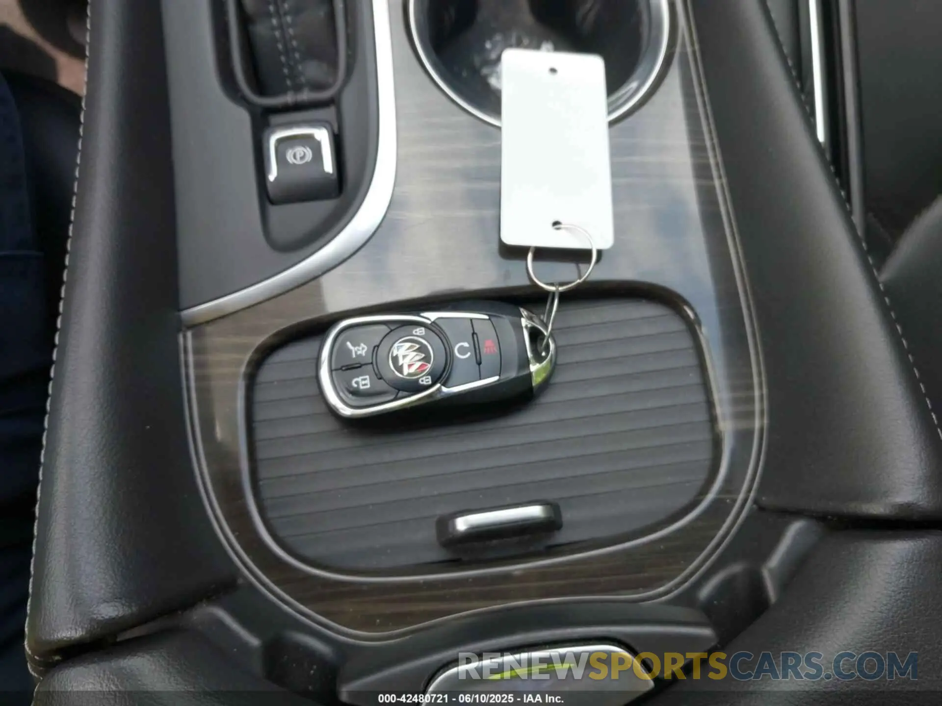11 Photograph of a damaged car LRBFX2SA2LD067928 BUICK ENVISION 2020