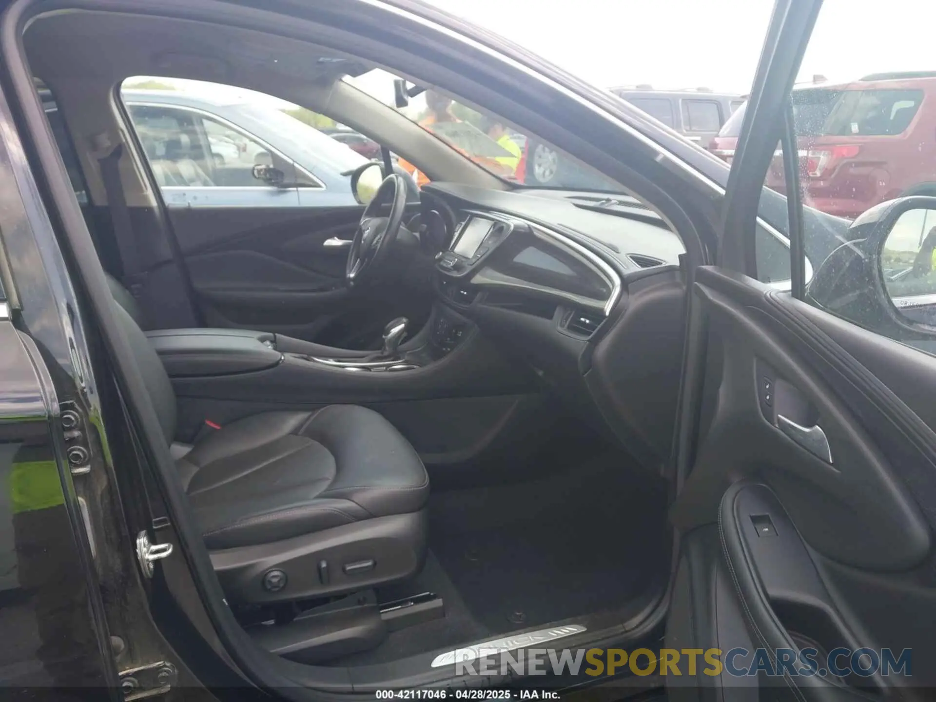 5 Фотография поврежденного автомобиля LRBFX2SA2LD150131 BUICK ENVISION 2020