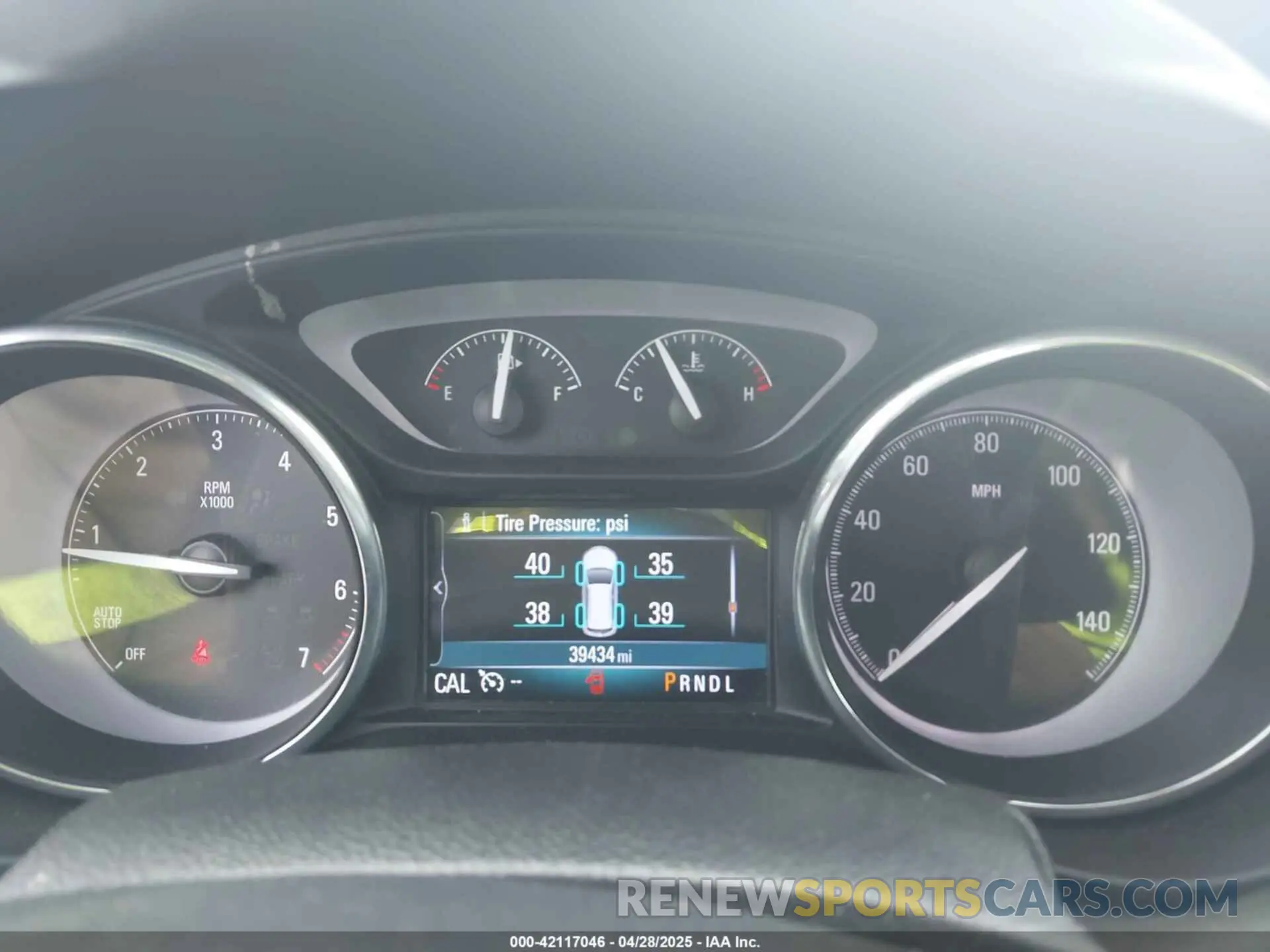 7 Фотография поврежденного автомобиля LRBFX2SA2LD150131 BUICK ENVISION 2020