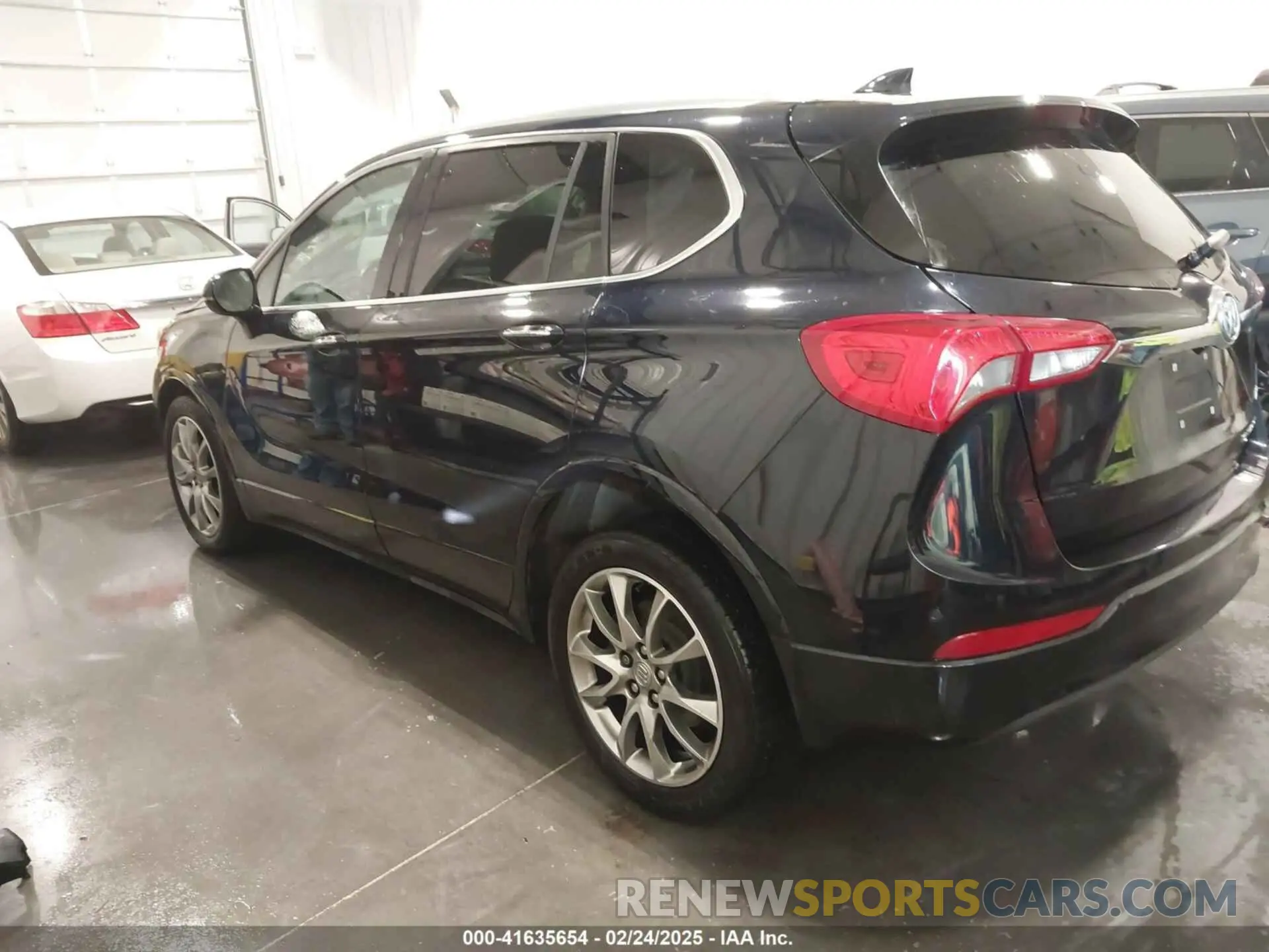 3 Фотография поврежденного автомобиля LRBFX2SA6LD225946 BUICK ENVISION 2020