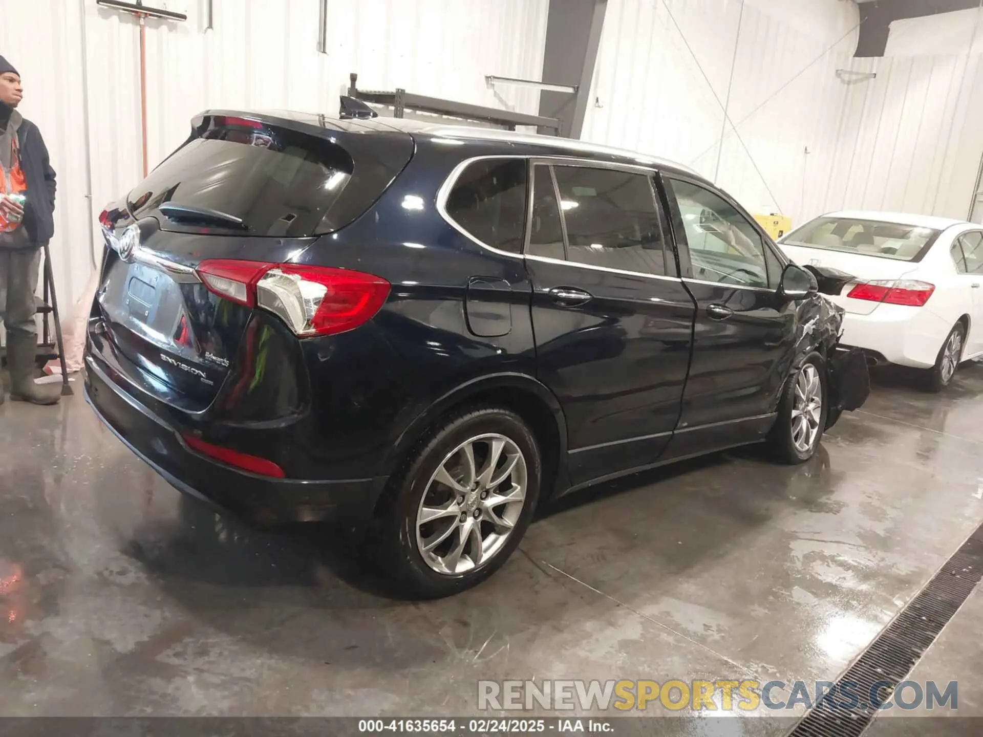4 Фотография поврежденного автомобиля LRBFX2SA6LD225946 BUICK ENVISION 2020