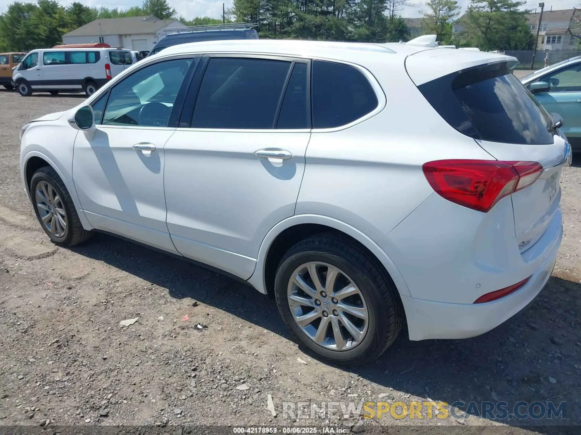 3 Фотография поврежденного автомобиля LRBFX2SA7LD079041 BUICK ENVISION 2020