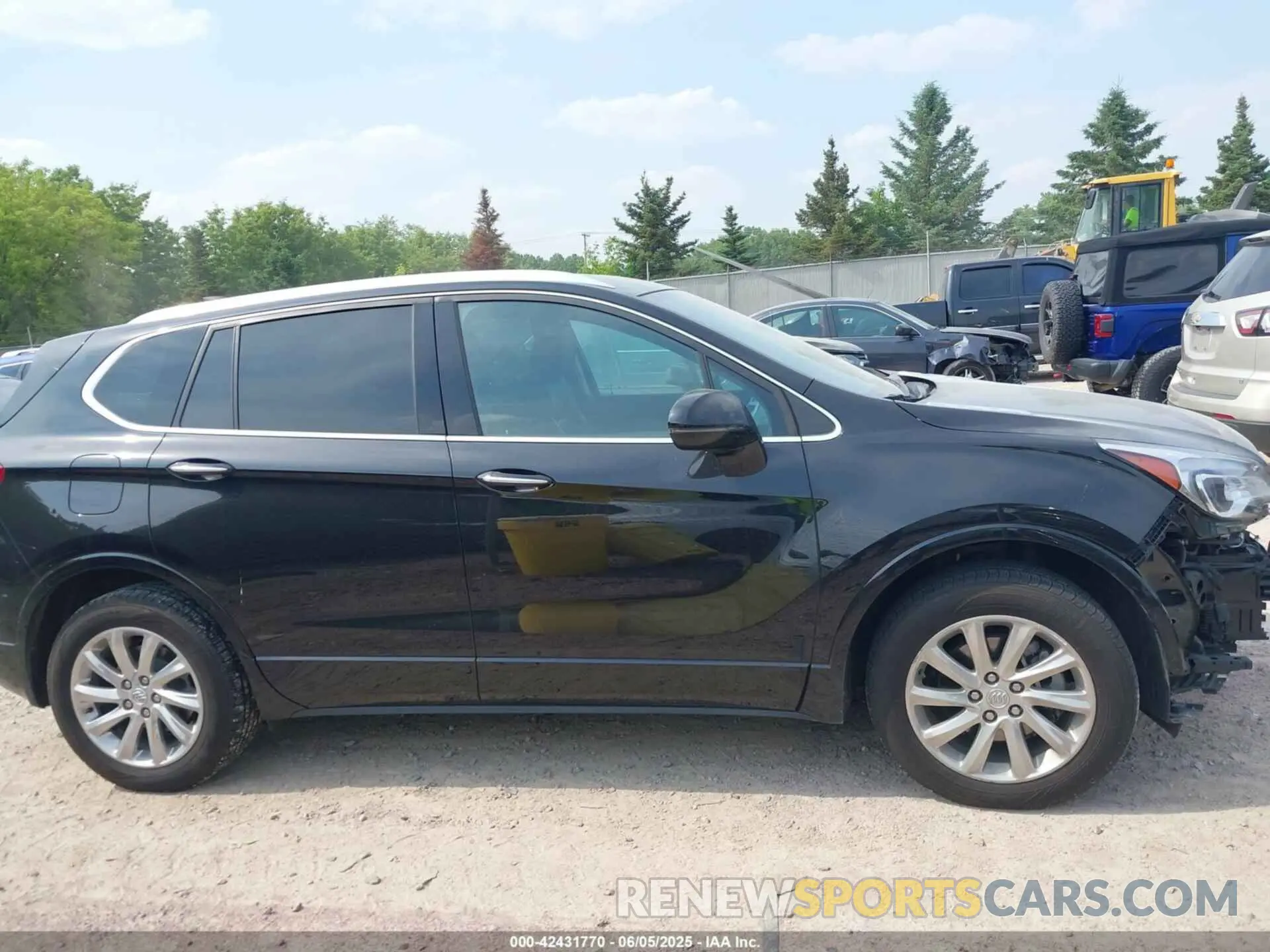13 Photograph of a damaged car LRBFX2SA7LD082957 BUICK ENVISION 2020