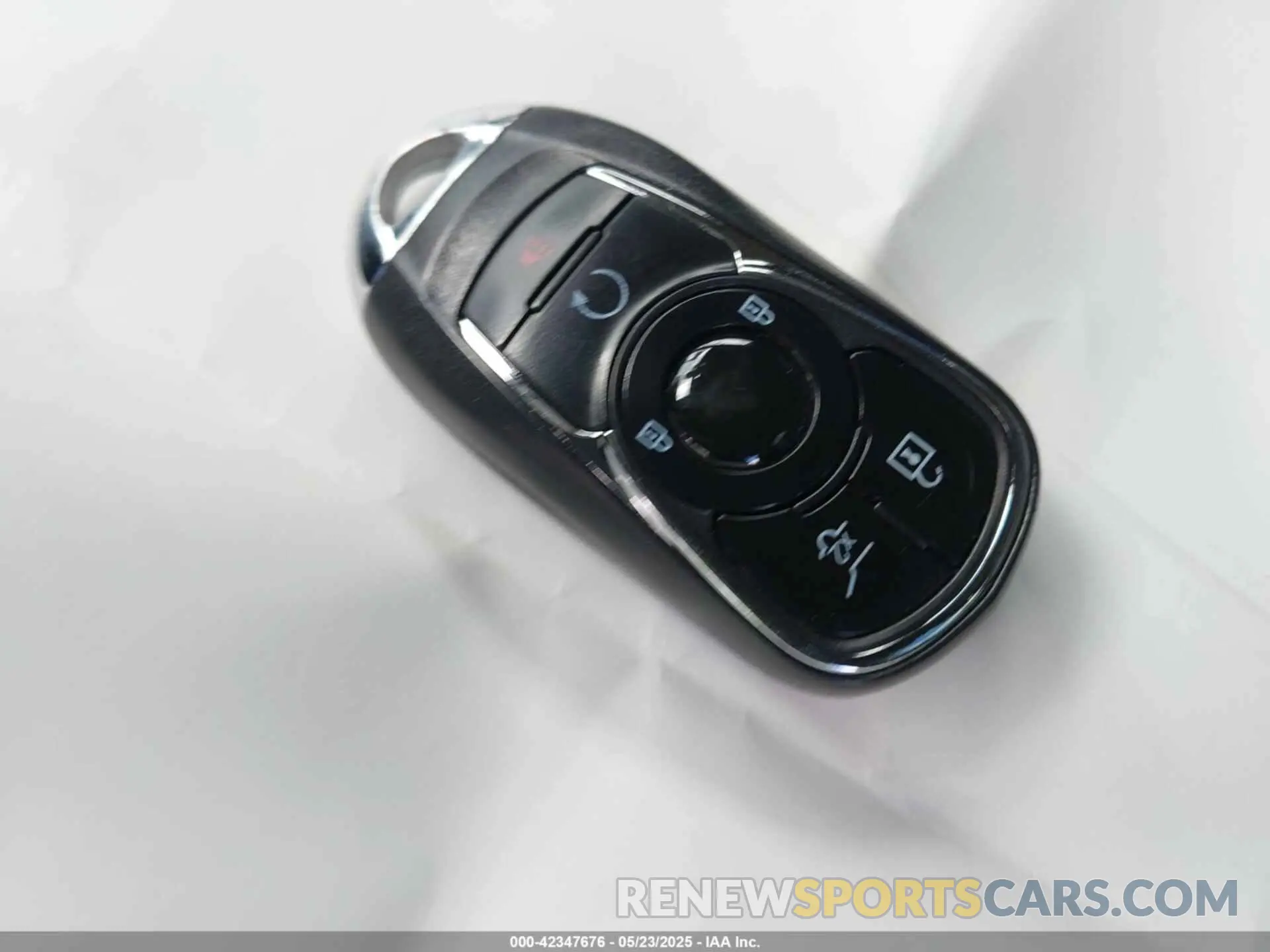 11 Фотография поврежденного автомобиля LRBFX2SAXLD018038 BUICK ENVISION 2020