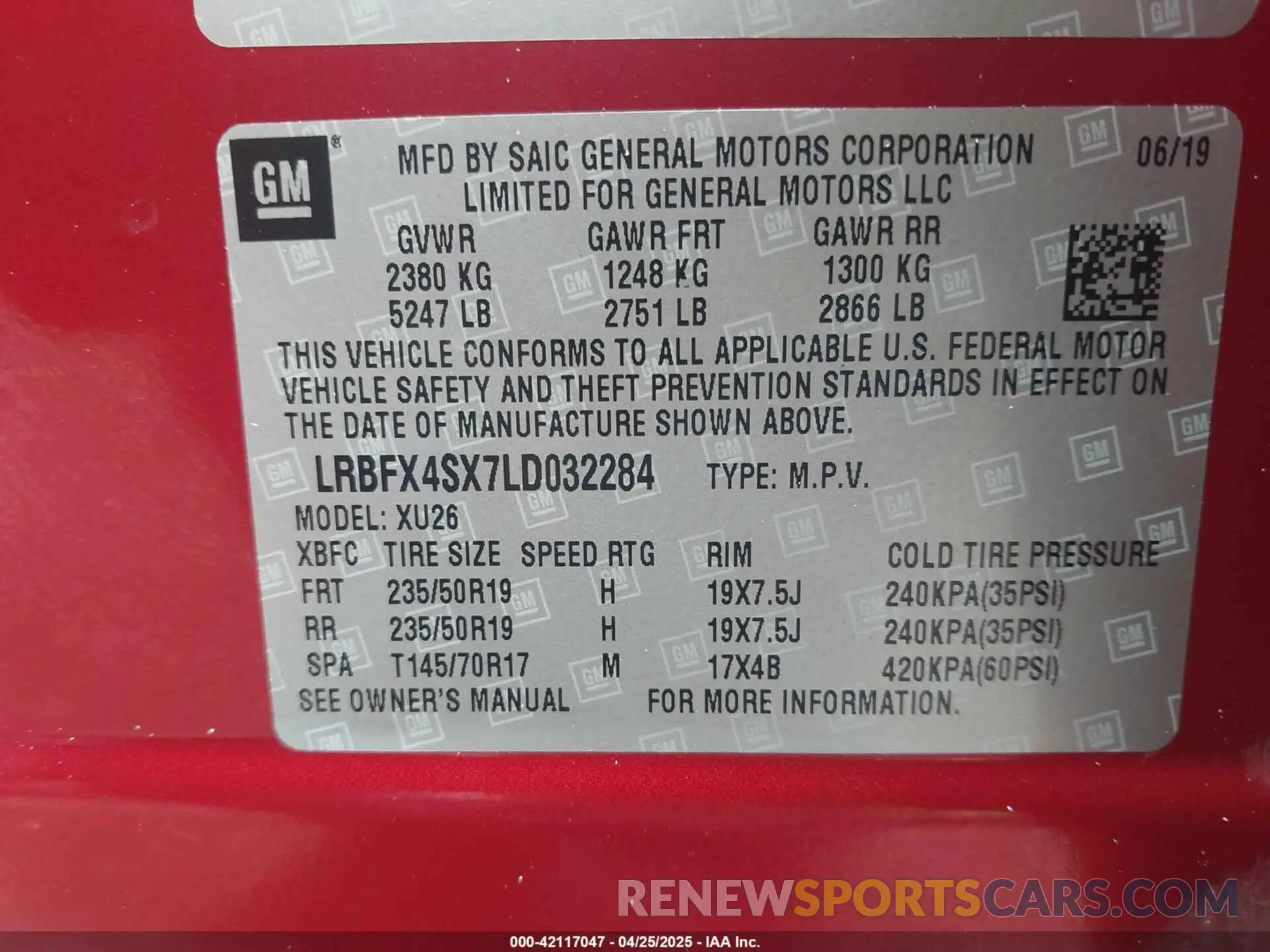 9 Фотография поврежденного автомобиля LRBFX4SX7LD032284 BUICK ENVISION 2020