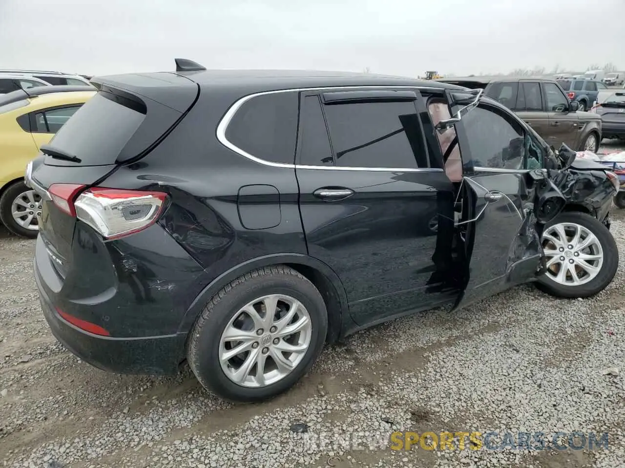 3 Фотография поврежденного автомобиля LRBFXBSA3LD147772 BUICK ENVISION 2020