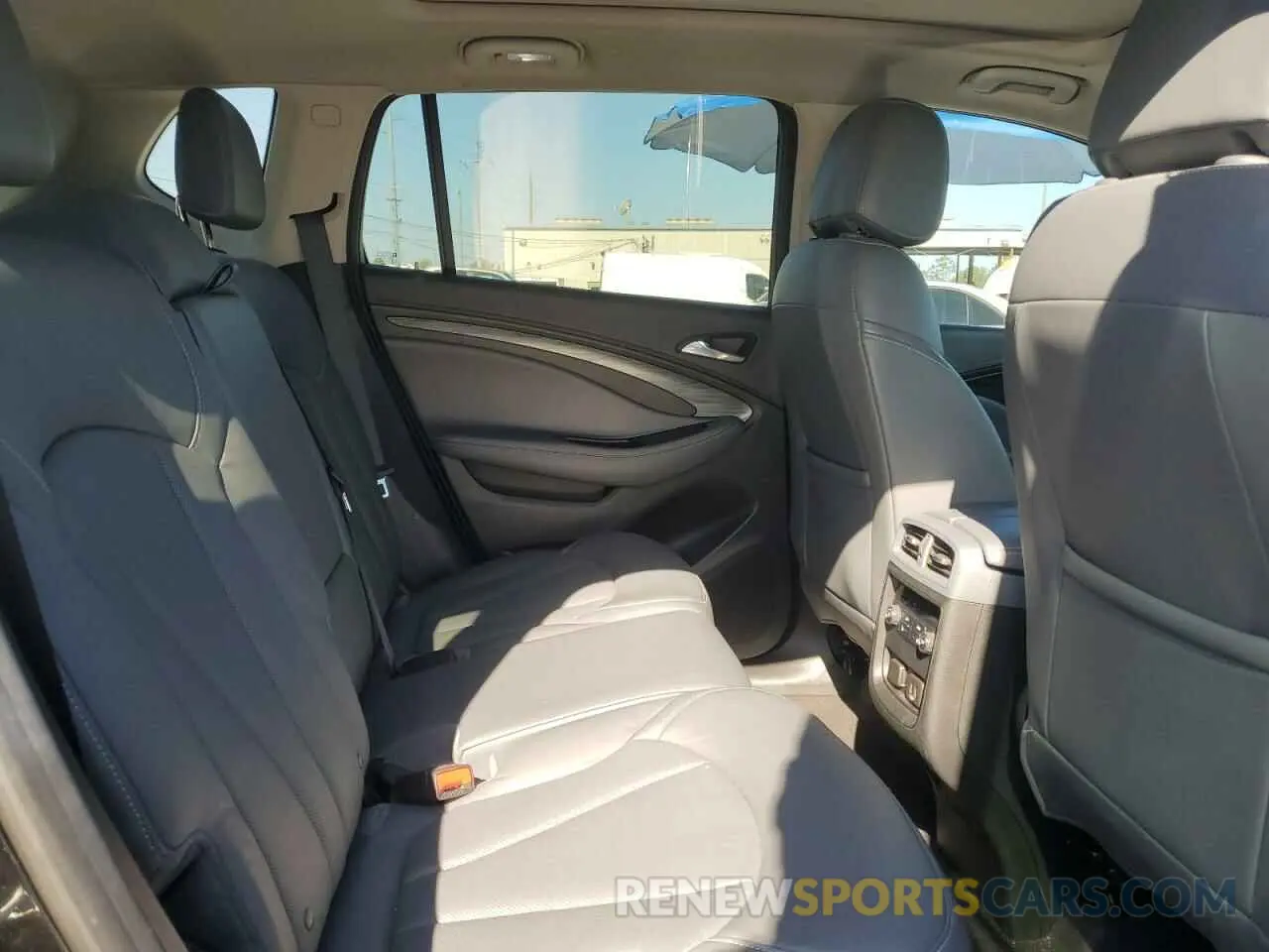 11 Фотография поврежденного автомобиля LRBFXCSA1LD035204 BUICK ENVISION 2020