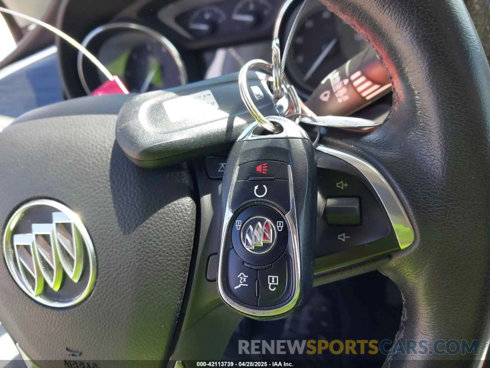 11 Фотография поврежденного автомобиля LRBFXCSA4LD104158 BUICK ENVISION 2020