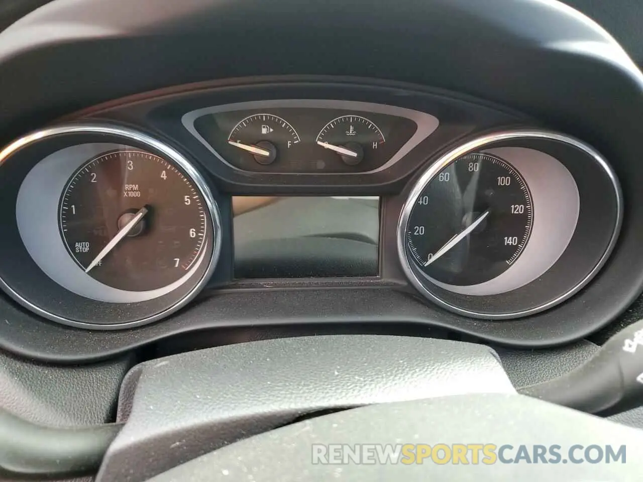 9 Фотография поврежденного автомобиля LRBFXCSA5LD101477 BUICK ENVISION 2020