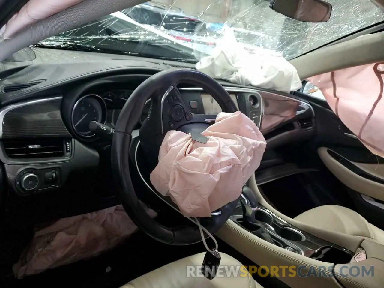 8 Фотография поврежденного автомобиля LRBFXCSA5LD230349 BUICK ENVISION 2020