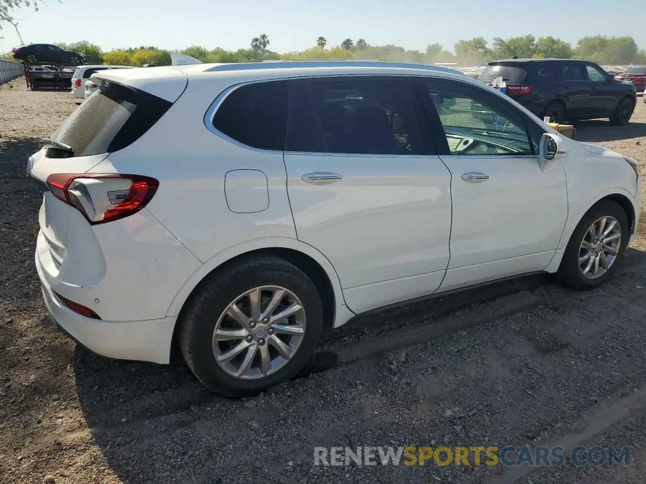 3 Фотография поврежденного автомобиля LRBFXCSA7LD068577 BUICK ENVISION 2020