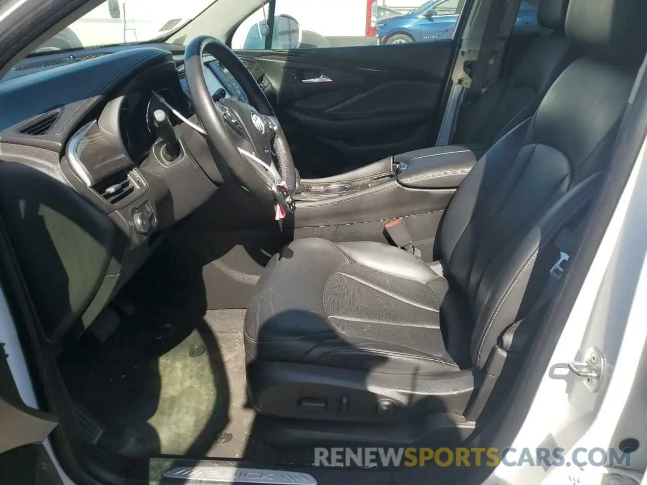 7 Фотография поврежденного автомобиля LRBFXCSA7LD068577 BUICK ENVISION 2020