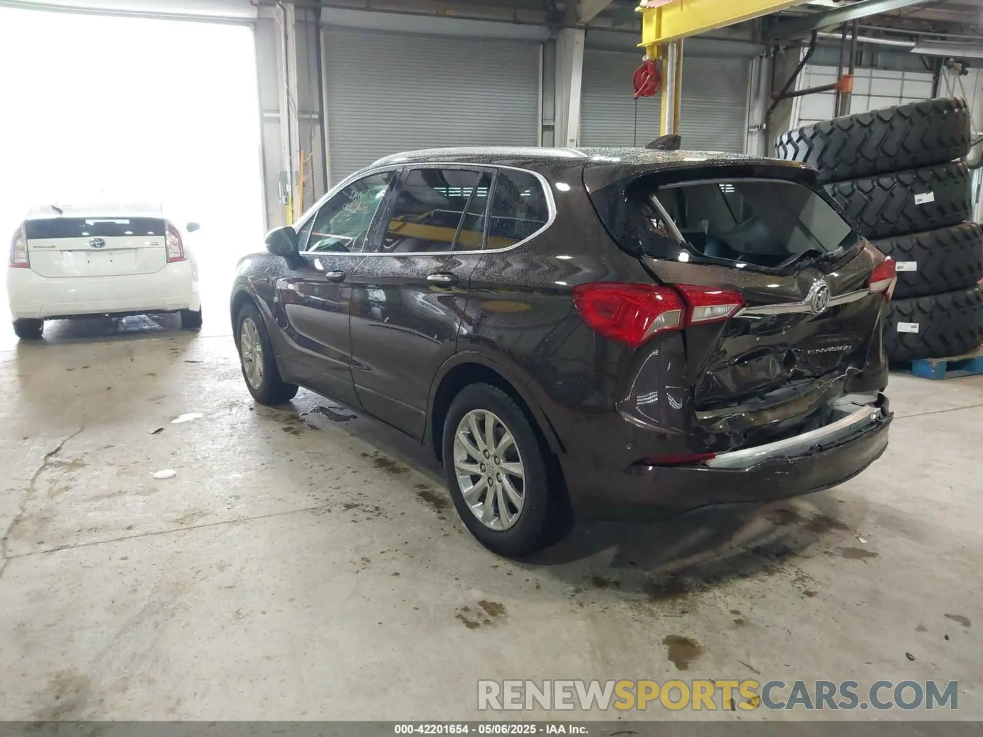3 Photograph of a damaged car LRBFXCSA7LD169361 BUICK ENVISION 2020