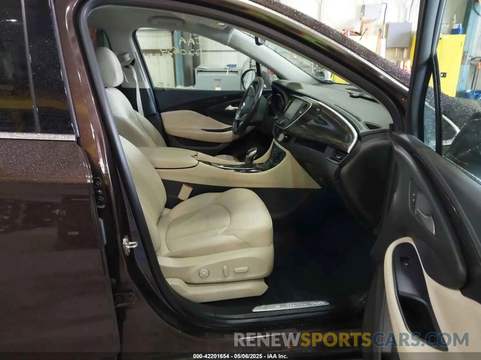 5 Photograph of a damaged car LRBFXCSA7LD169361 BUICK ENVISION 2020