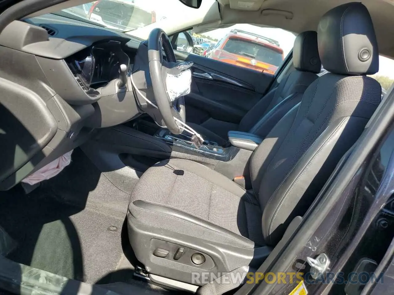 7 Photograph of a damaged car LRBAZLR44MD149719 BUICK ENVISION 2021