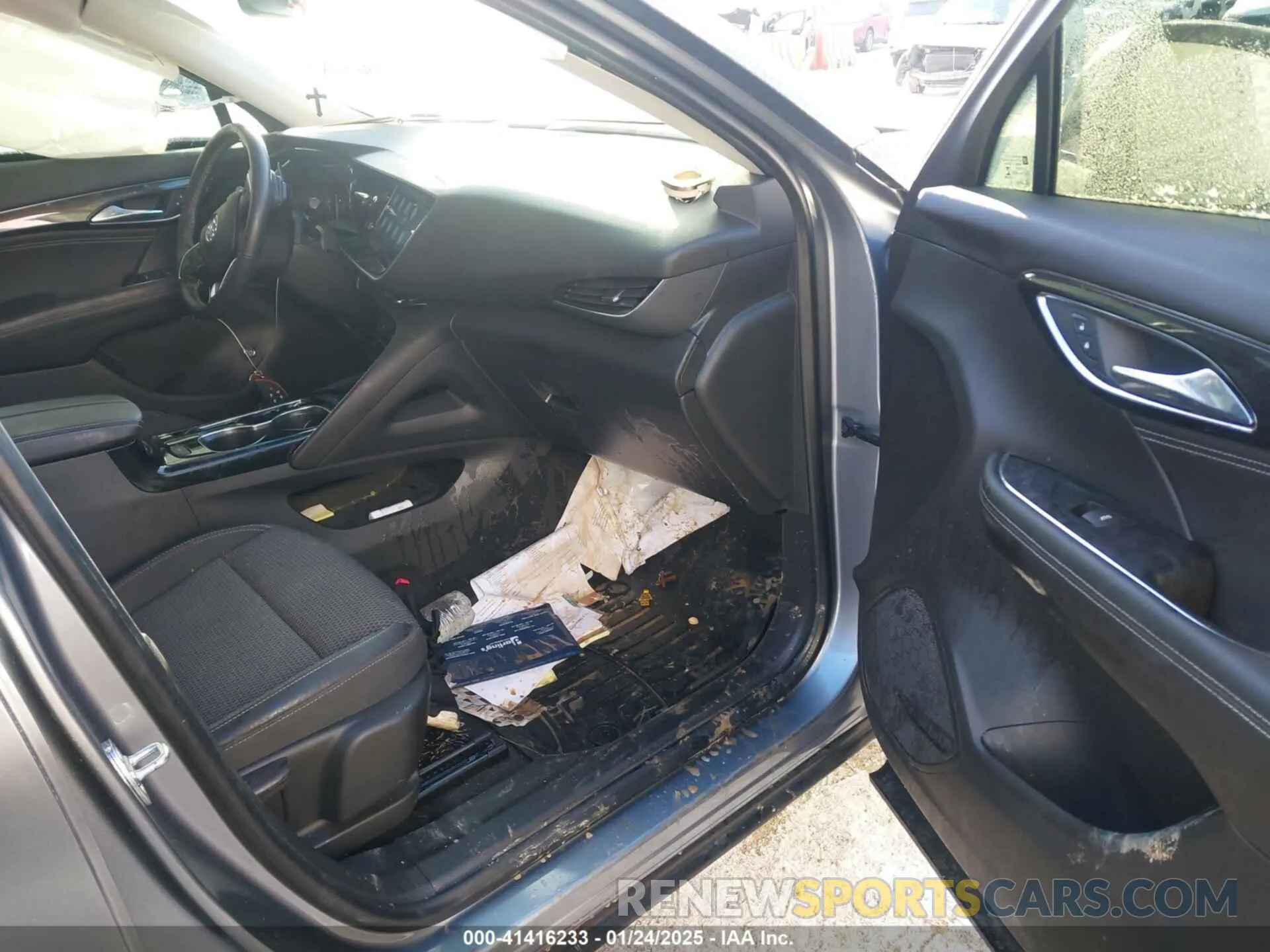 5 Photograph of a damaged car LRBFZMR45MD198701 BUICK ENVISION 2021