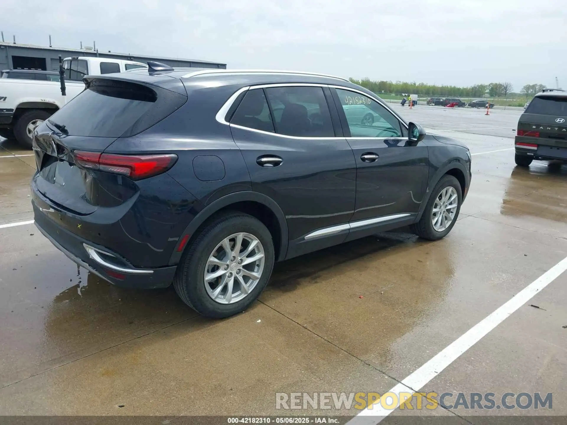 4 Photograph of a damaged car LRBFZMR4XMD109902 BUICK ENVISION 2021