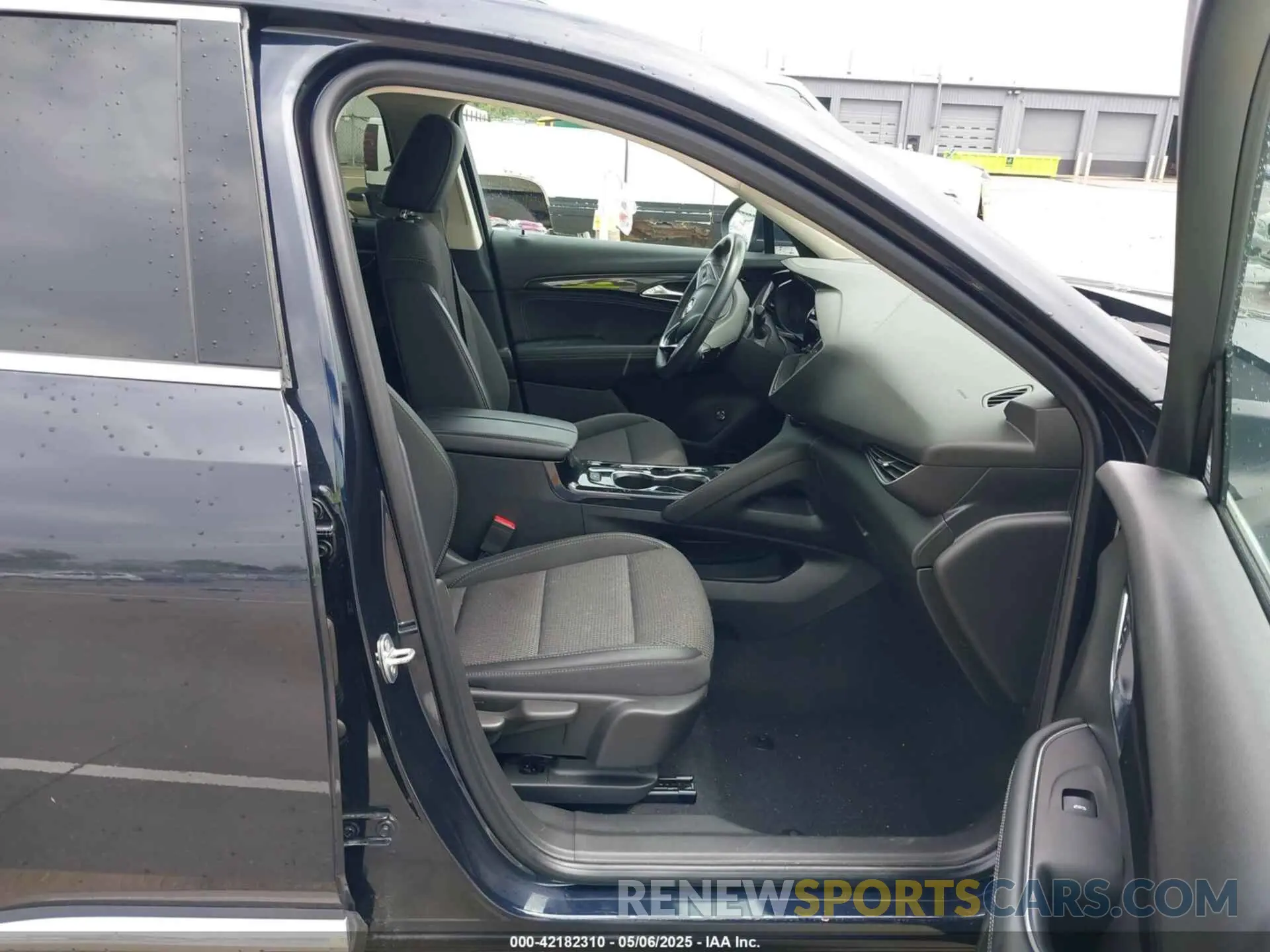 5 Photograph of a damaged car LRBFZMR4XMD109902 BUICK ENVISION 2021
