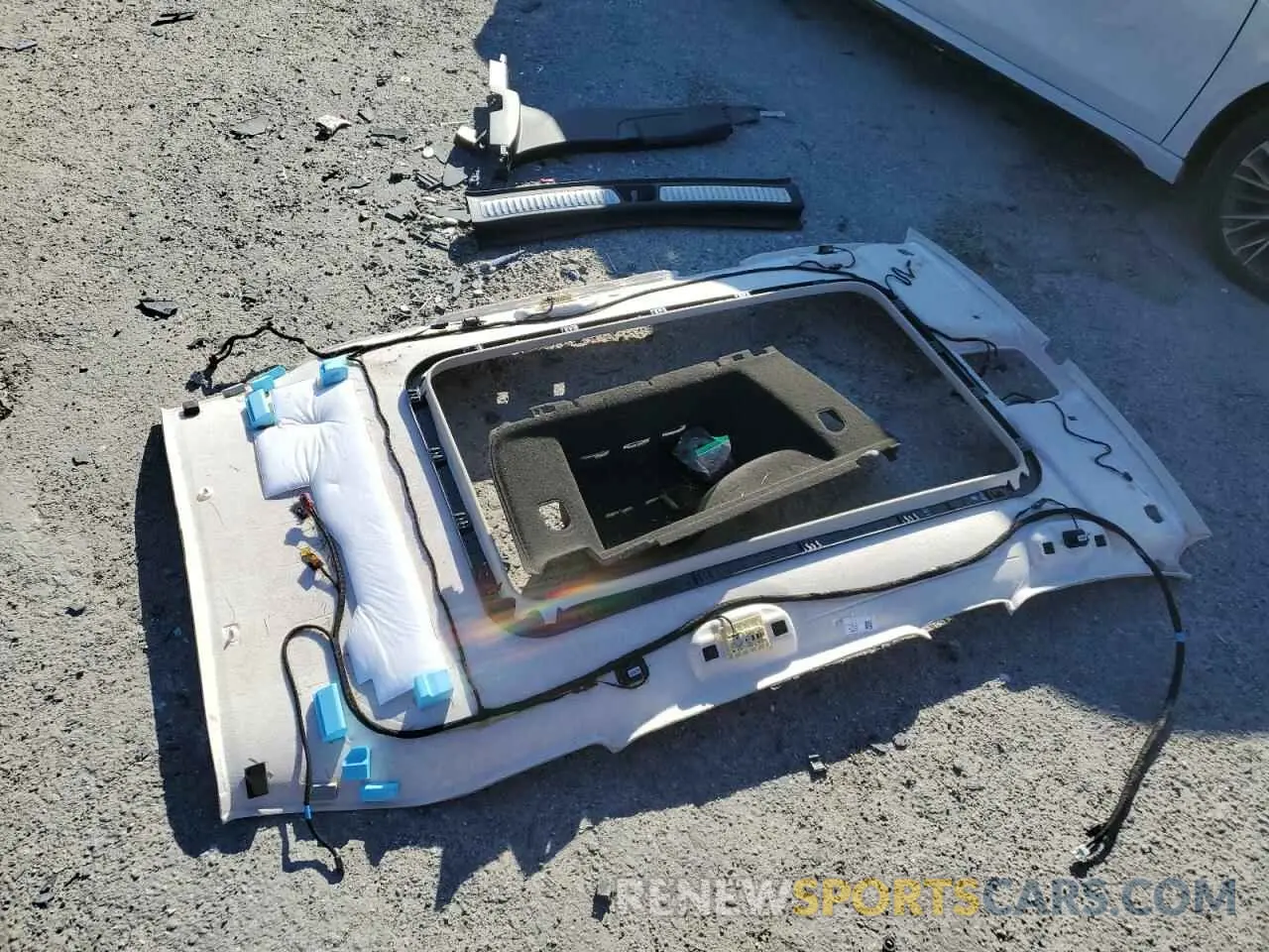 13 Photograph of a damaged car LRBFZNR41MD109969 BUICK ENVISION 2021
