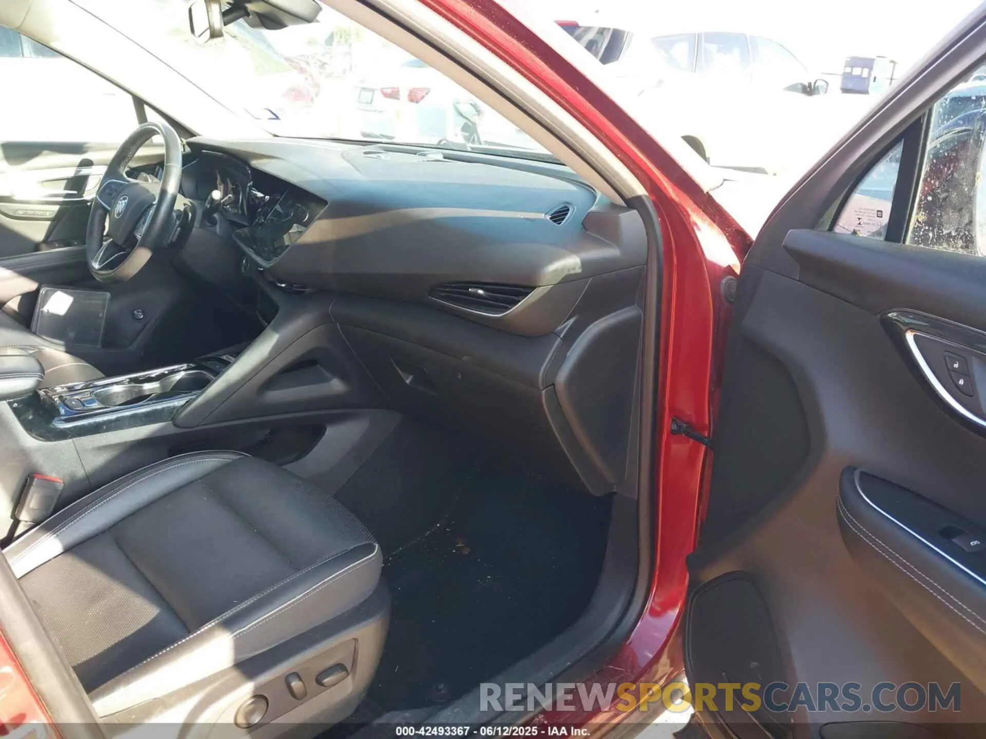 5 Photograph of a damaged car LRBFZNR43MD055865 BUICK ENVISION 2021