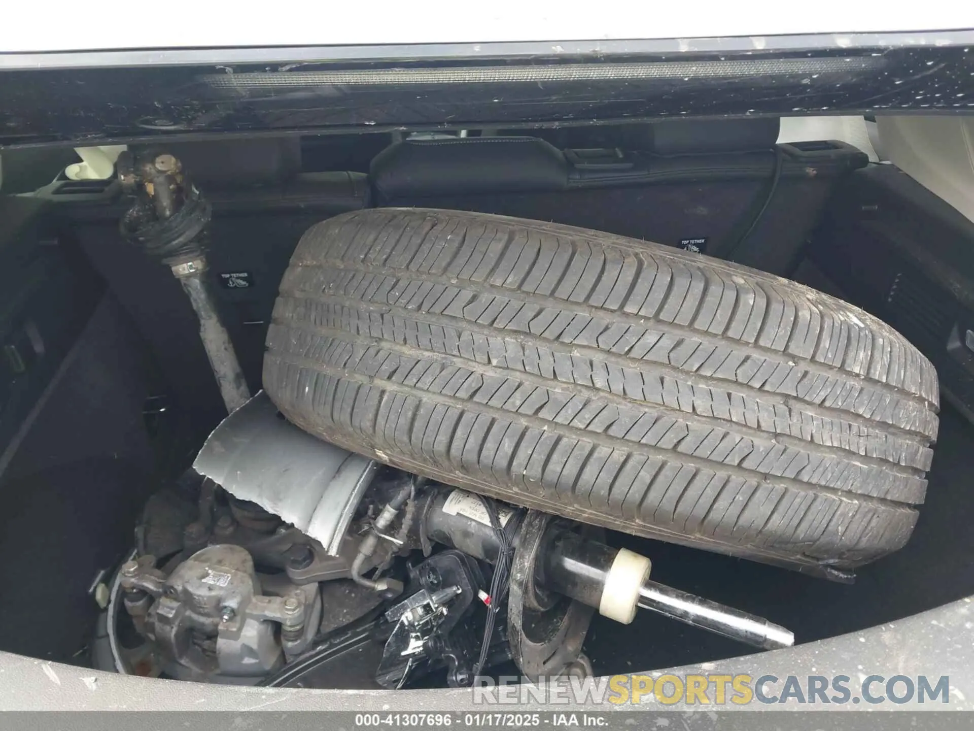 11 Photograph of a damaged car LRBFZNR44MD178087 BUICK ENVISION 2021