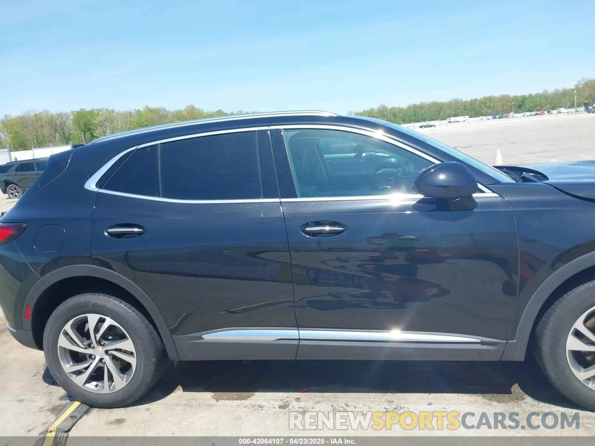 14 Photograph of a damaged car LRBFZNR45MD087197 BUICK ENVISION 2021