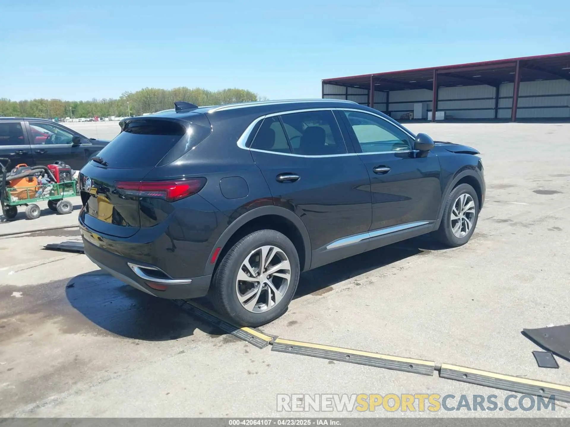 4 Photograph of a damaged car LRBFZNR45MD087197 BUICK ENVISION 2021