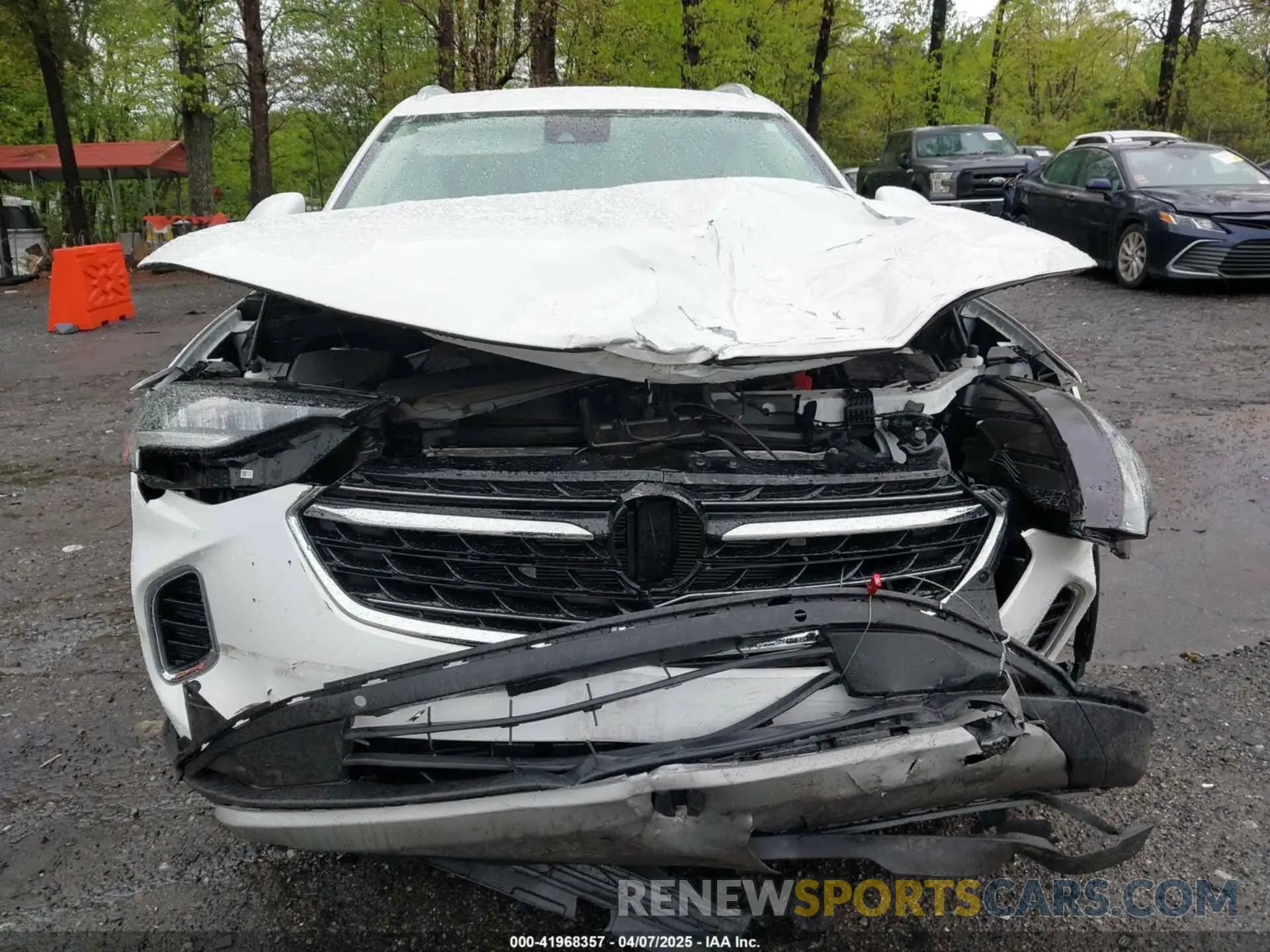 16 Photograph of a damaged car LRBFZNR45MD105813 BUICK ENVISION 2021