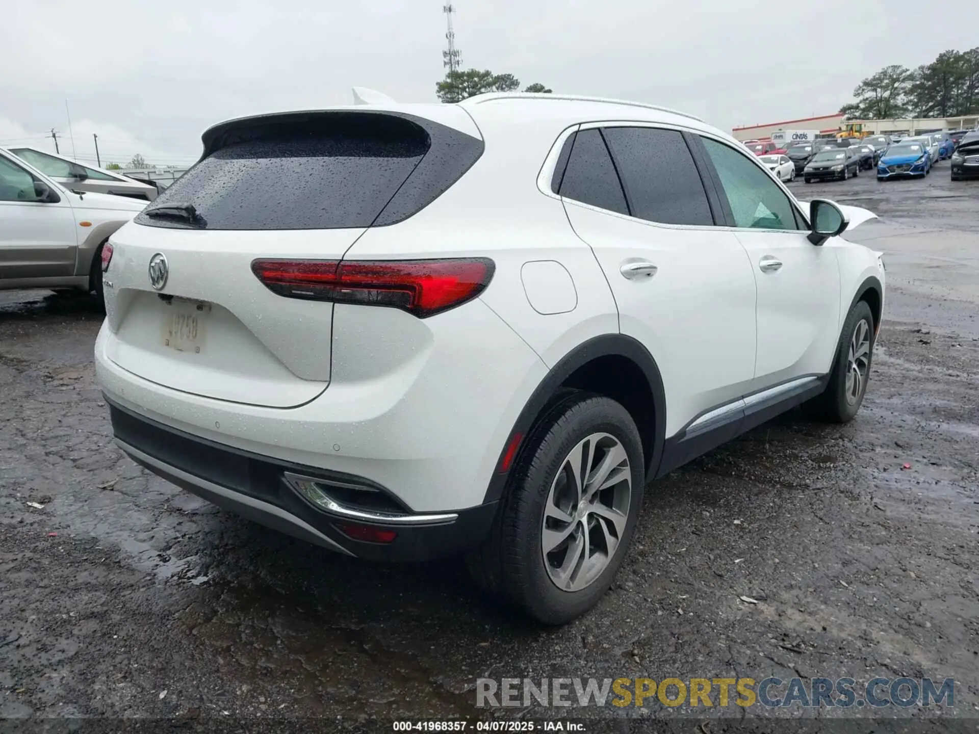 4 Photograph of a damaged car LRBFZNR45MD105813 BUICK ENVISION 2021