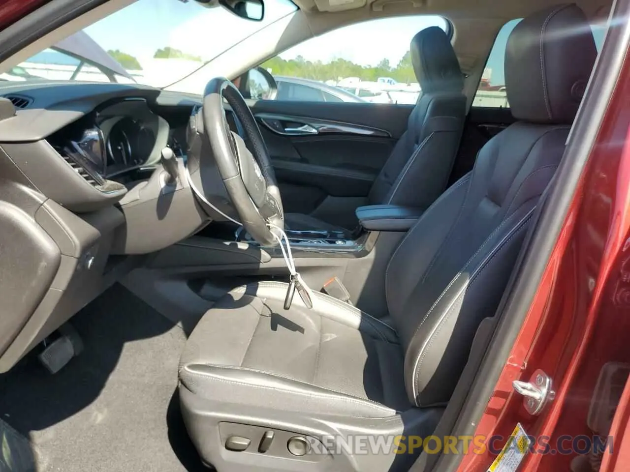 7 Photograph of a damaged car LRBFZPR48MD125890 BUICK ENVISION 2021