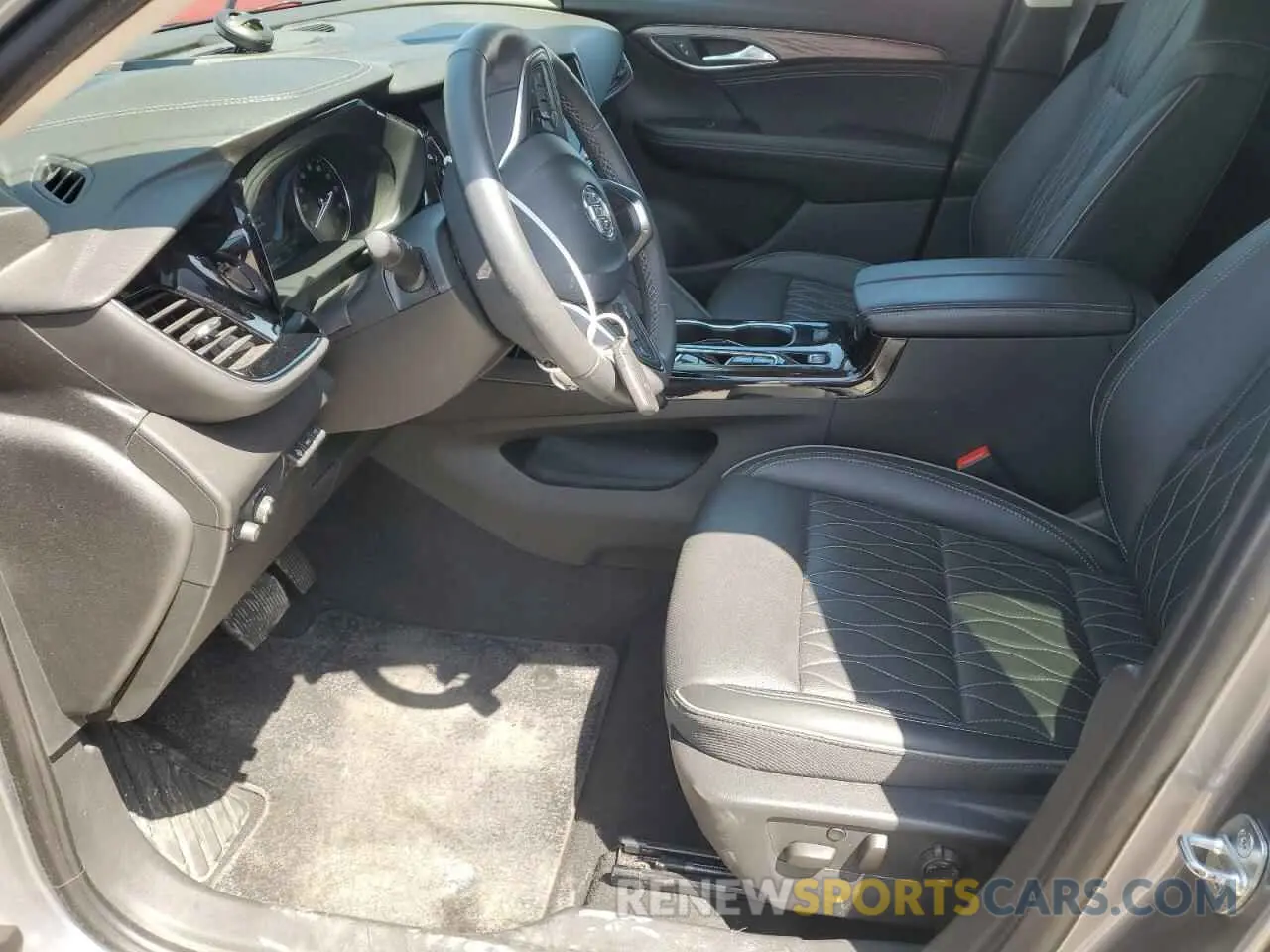 7 Photograph of a damaged car LRBFZRR43MD147758 BUICK ENVISION 2021