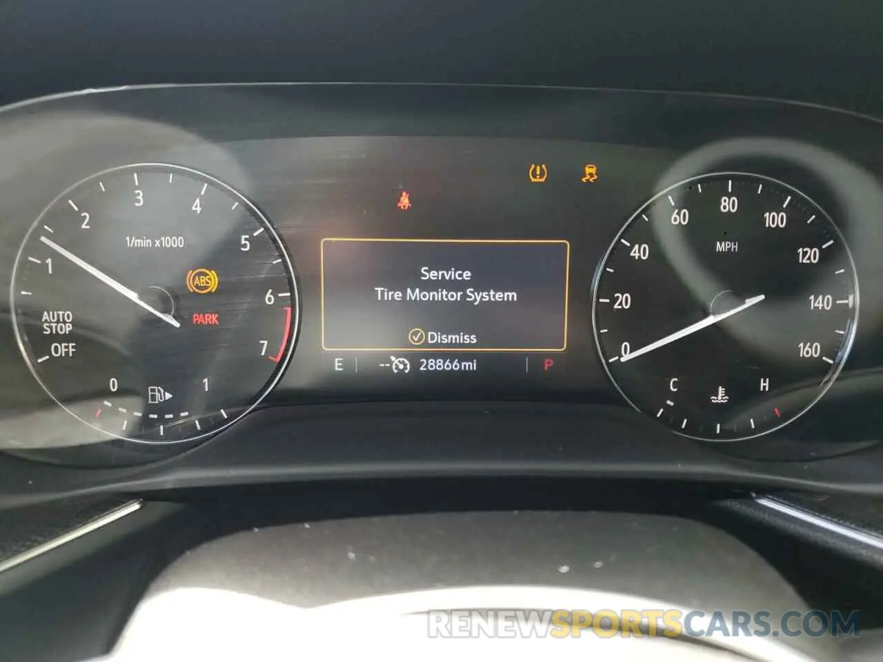 9 Фотография поврежденного автомобиля LRBAZLR40ND117688 BUICK ENVISION 2022