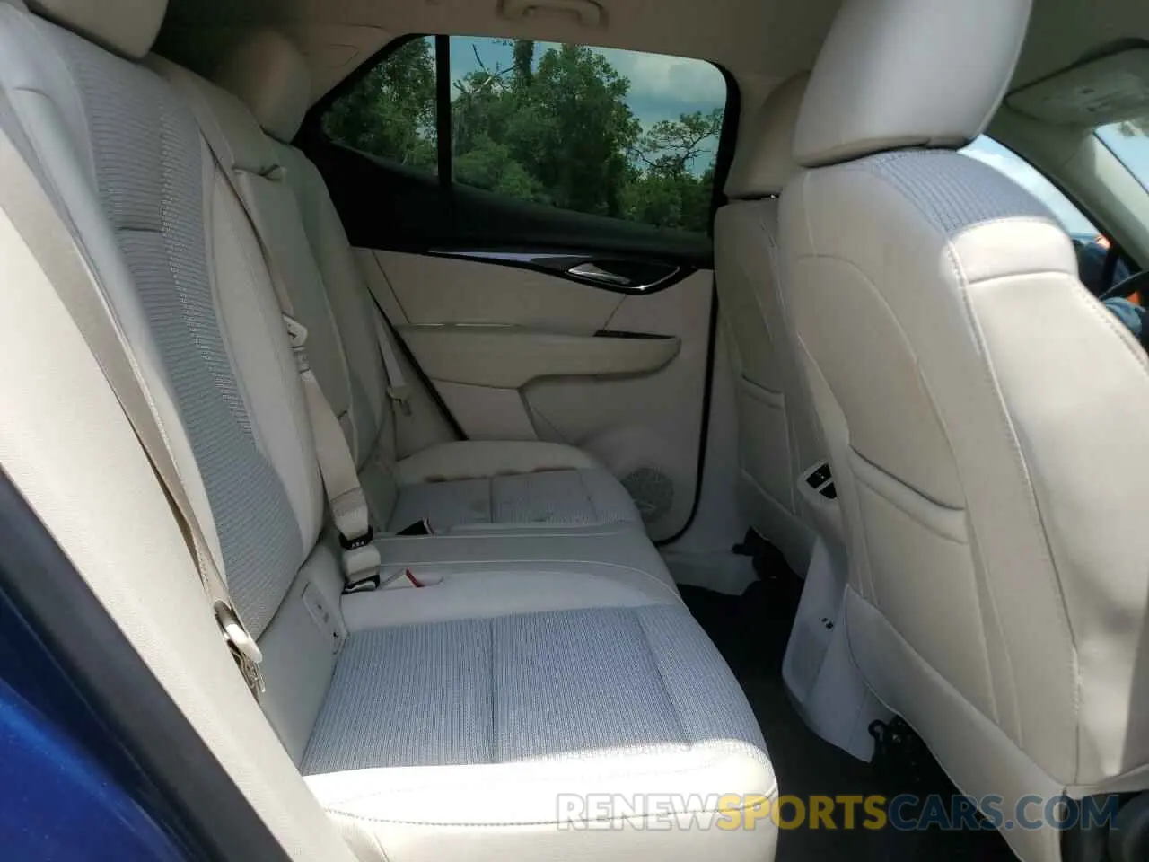 11 Photograph of a damaged car LRBAZLR40ND139383 BUICK ENVISION 2022