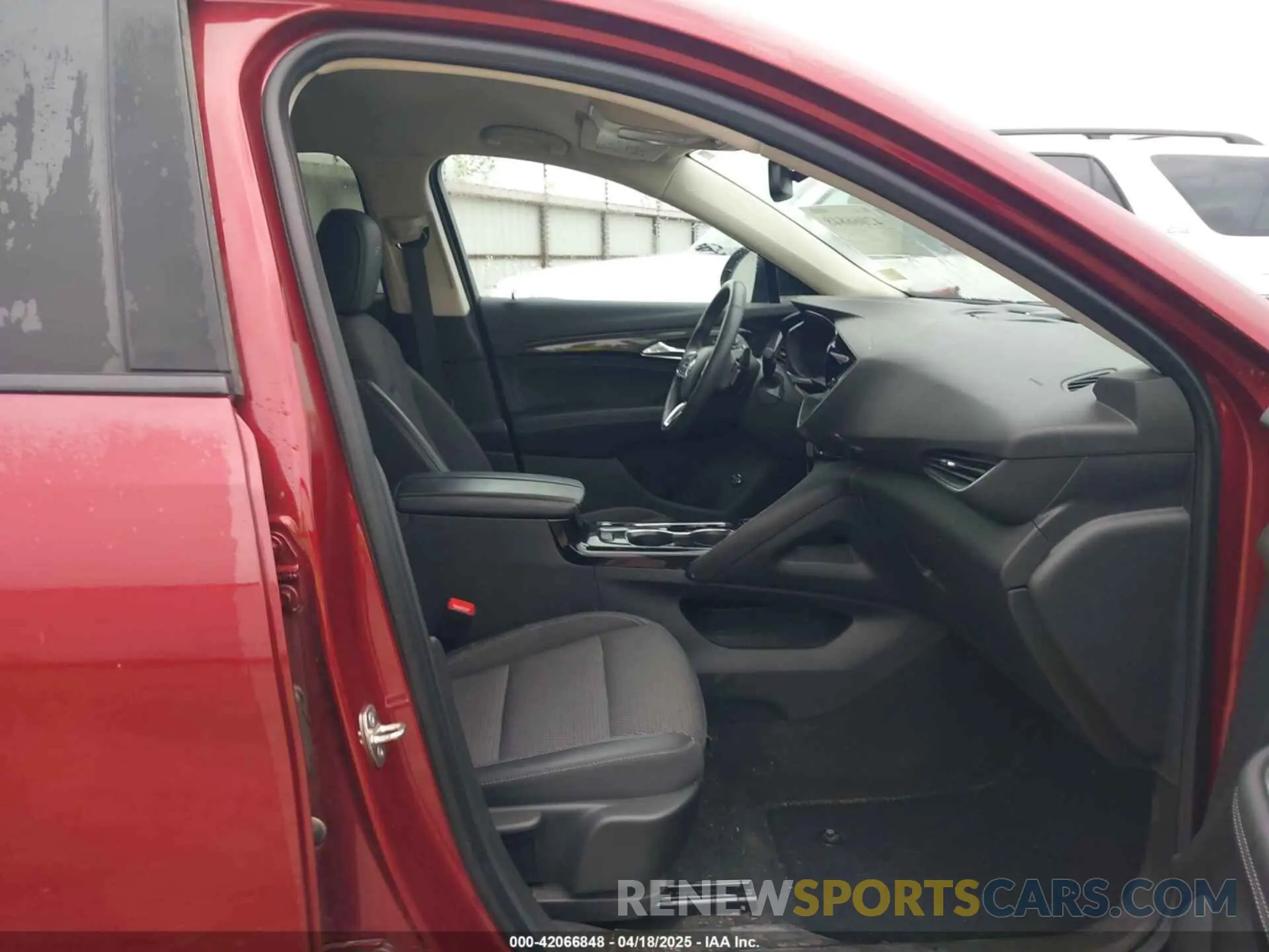 5 Photograph of a damaged car LRBAZLR42ND020444 BUICK ENVISION 2022