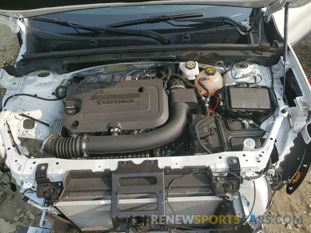 12 Фотография поврежденного автомобиля LRBAZLR45ND125303 BUICK ENVISION 2022