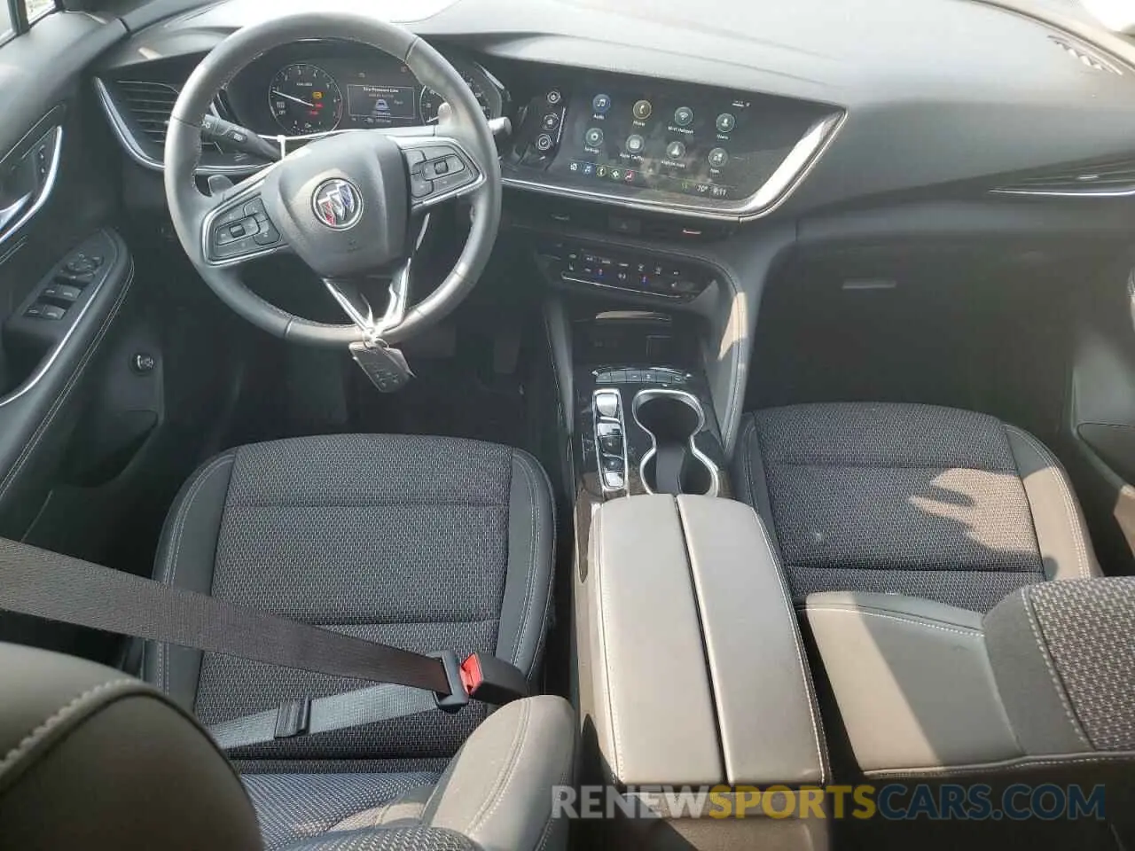 8 Фотография поврежденного автомобиля LRBAZLR45ND125303 BUICK ENVISION 2022