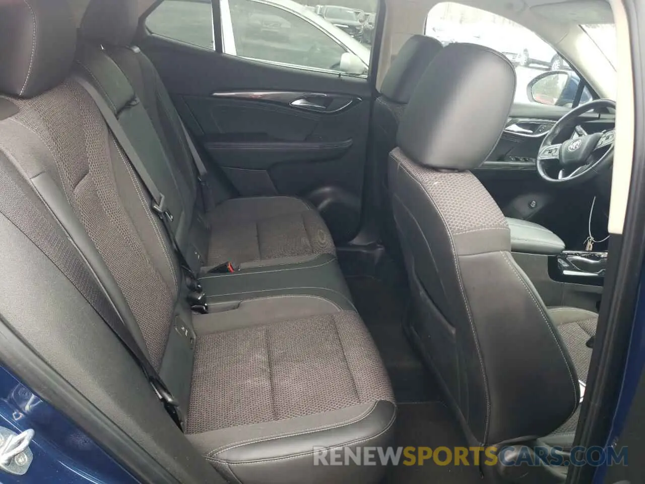 11 Фотография поврежденного автомобиля LRBAZLR45ND164828 BUICK ENVISION 2022