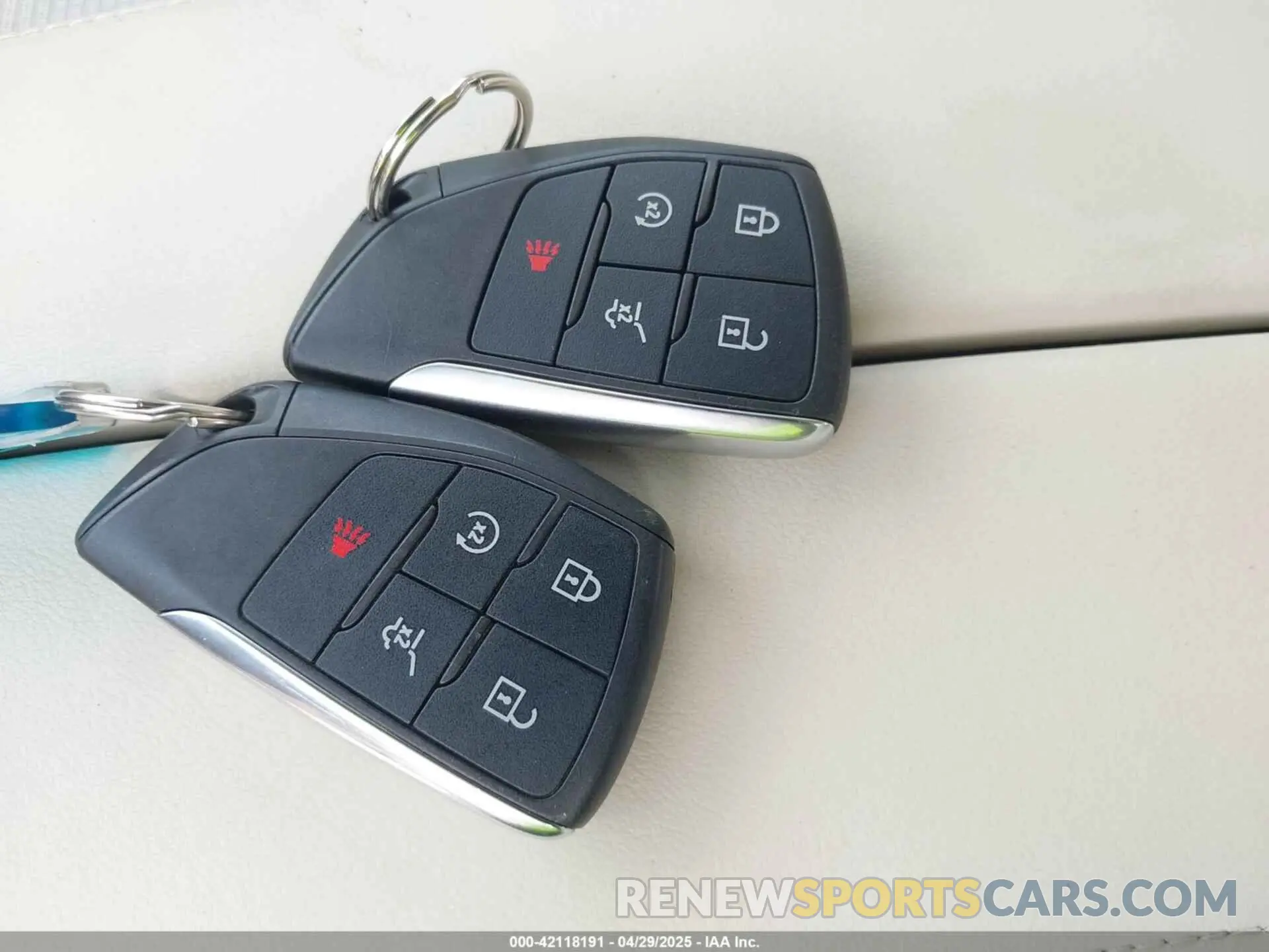 11 Фотография поврежденного автомобиля LRBAZLR46ND064723 BUICK ENVISION 2022