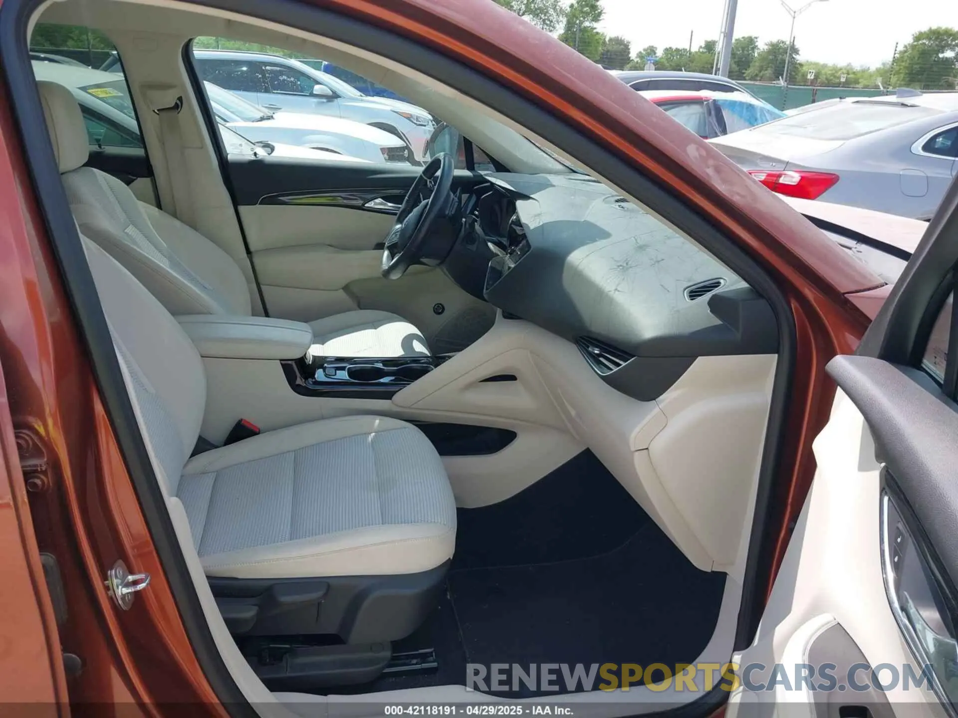 5 Фотография поврежденного автомобиля LRBAZLR46ND064723 BUICK ENVISION 2022