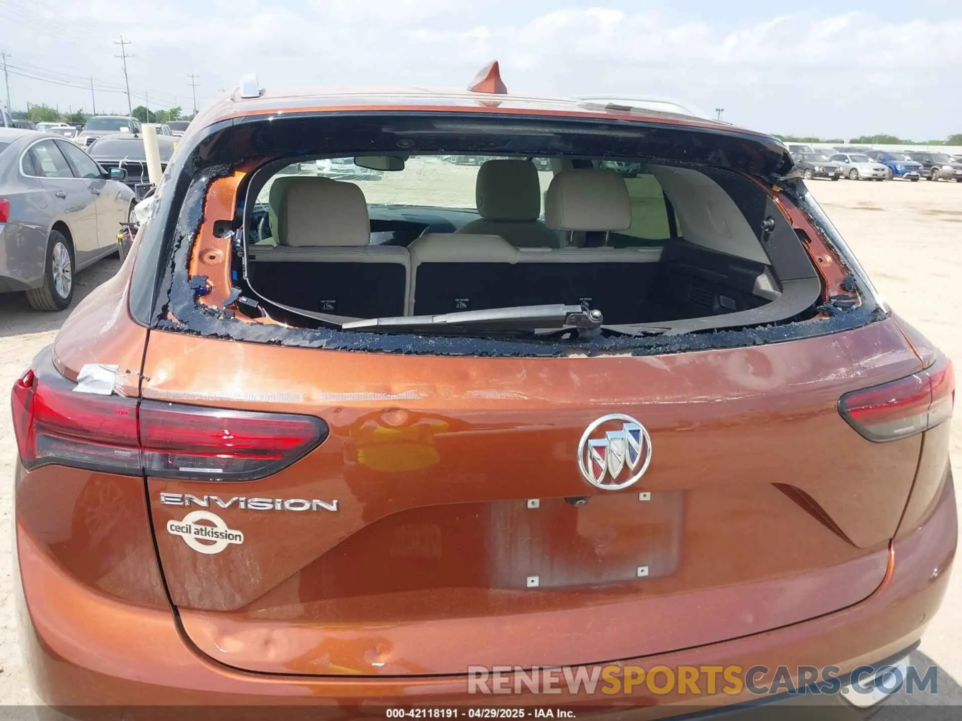 6 Фотография поврежденного автомобиля LRBAZLR46ND064723 BUICK ENVISION 2022