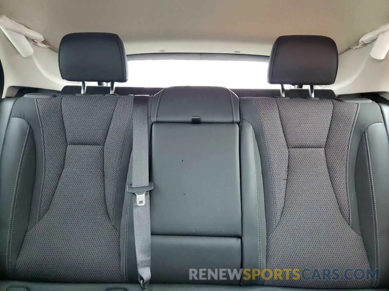 10 Photograph of a damaged car LRBAZLR46ND109658 BUICK ENVISION 2022