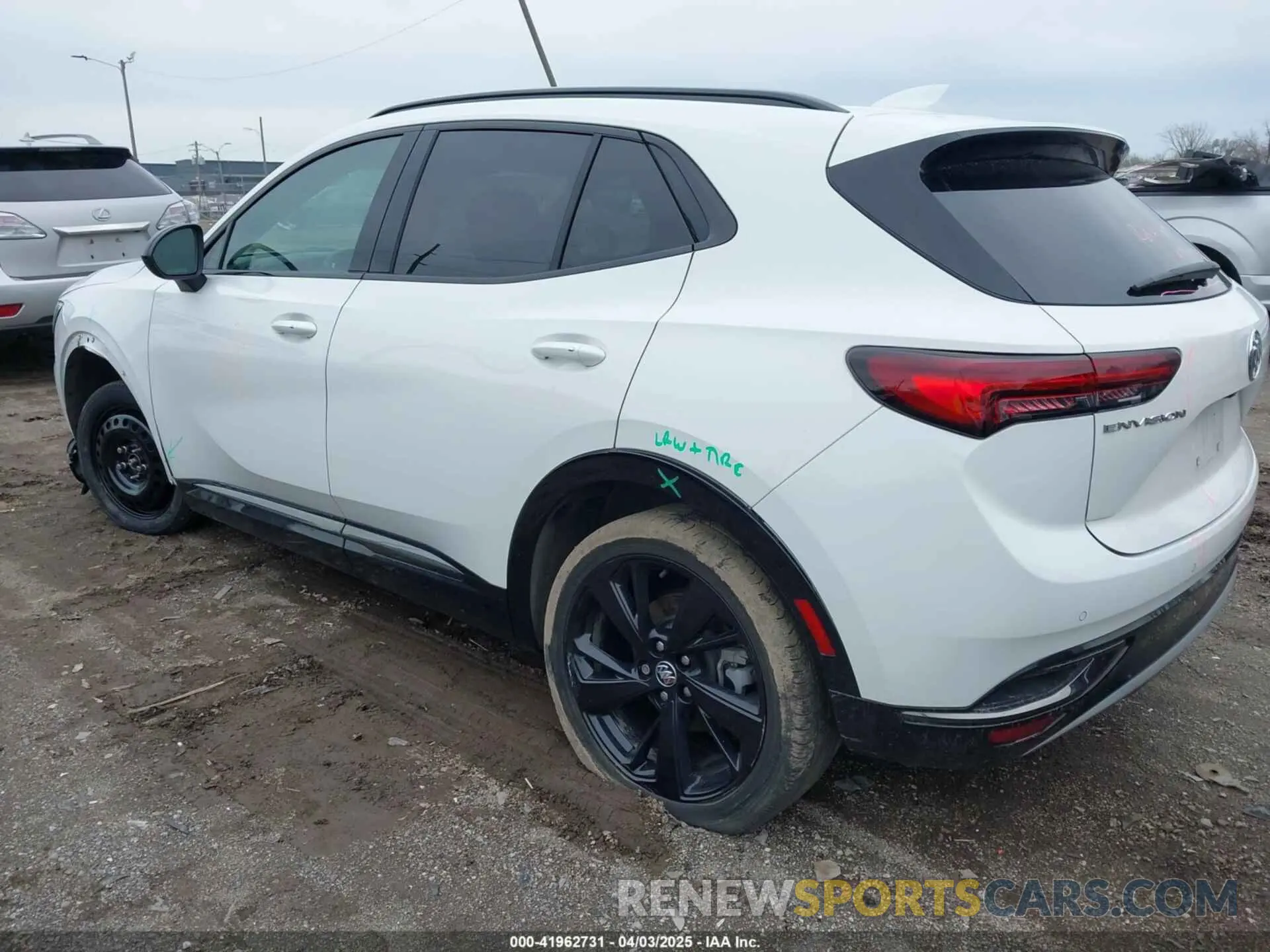 3 Photograph of a damaged car LRBFZNR46ND060513 BUICK ENVISION 2022
